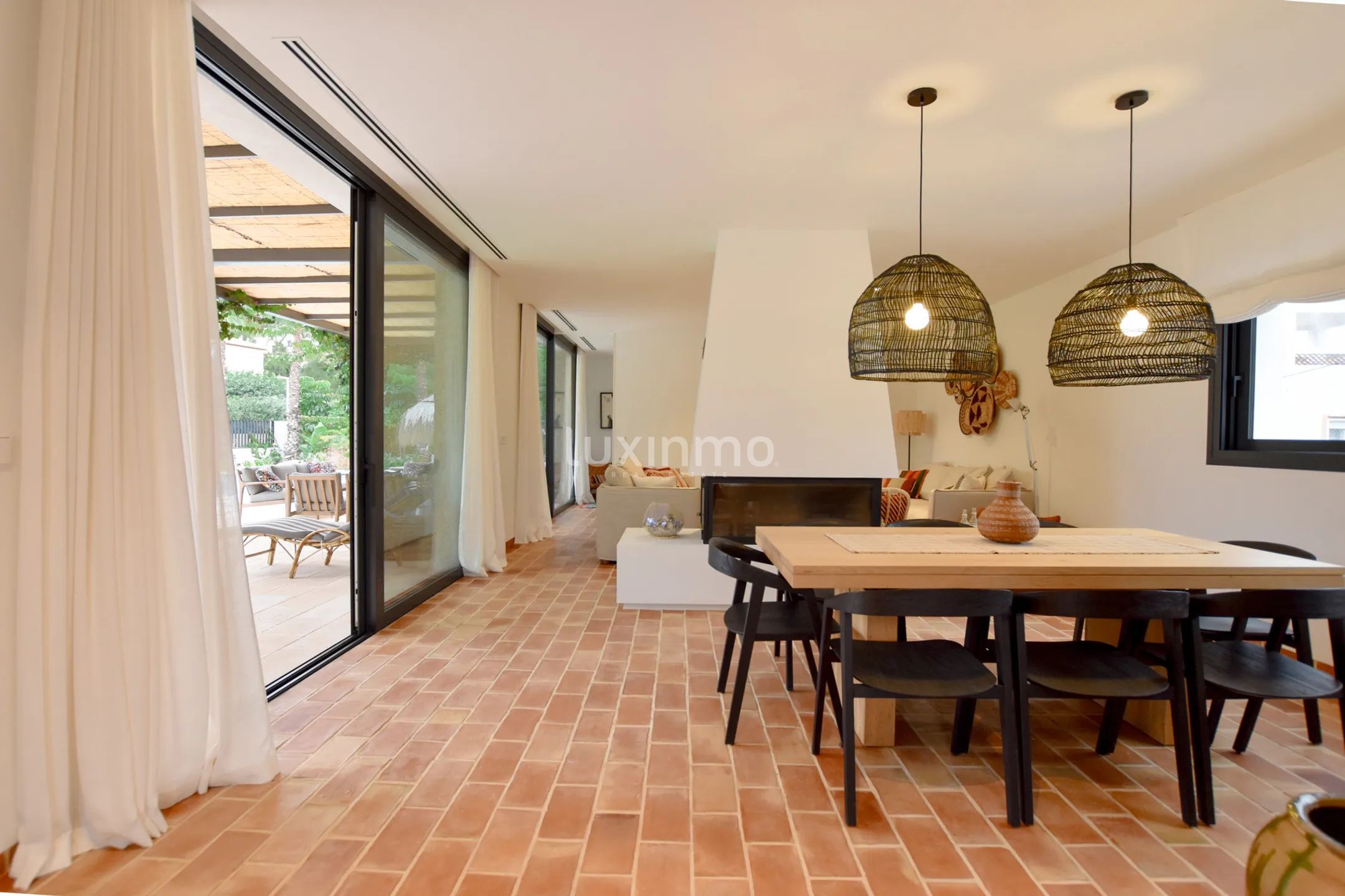 Stunning modern villa for rent in Cala Blanca Jávea — photo 19