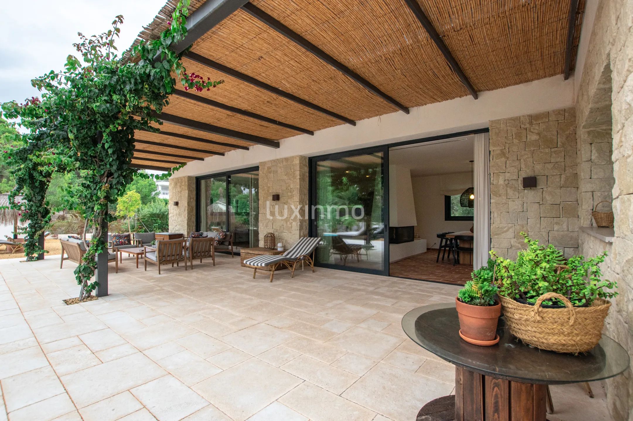 Stunning modern villa for rent in Cala Blanca Jávea — photo 10