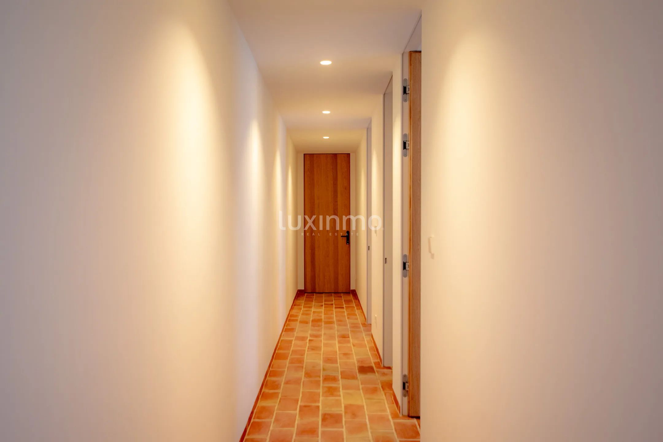 Stunning modern villa for rent in Cala Blanca Jávea — photo 51