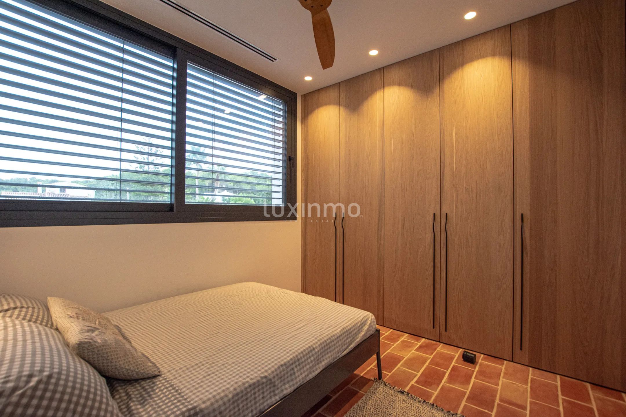 Stunning modern villa for rent in Cala Blanca Jávea — photo 45