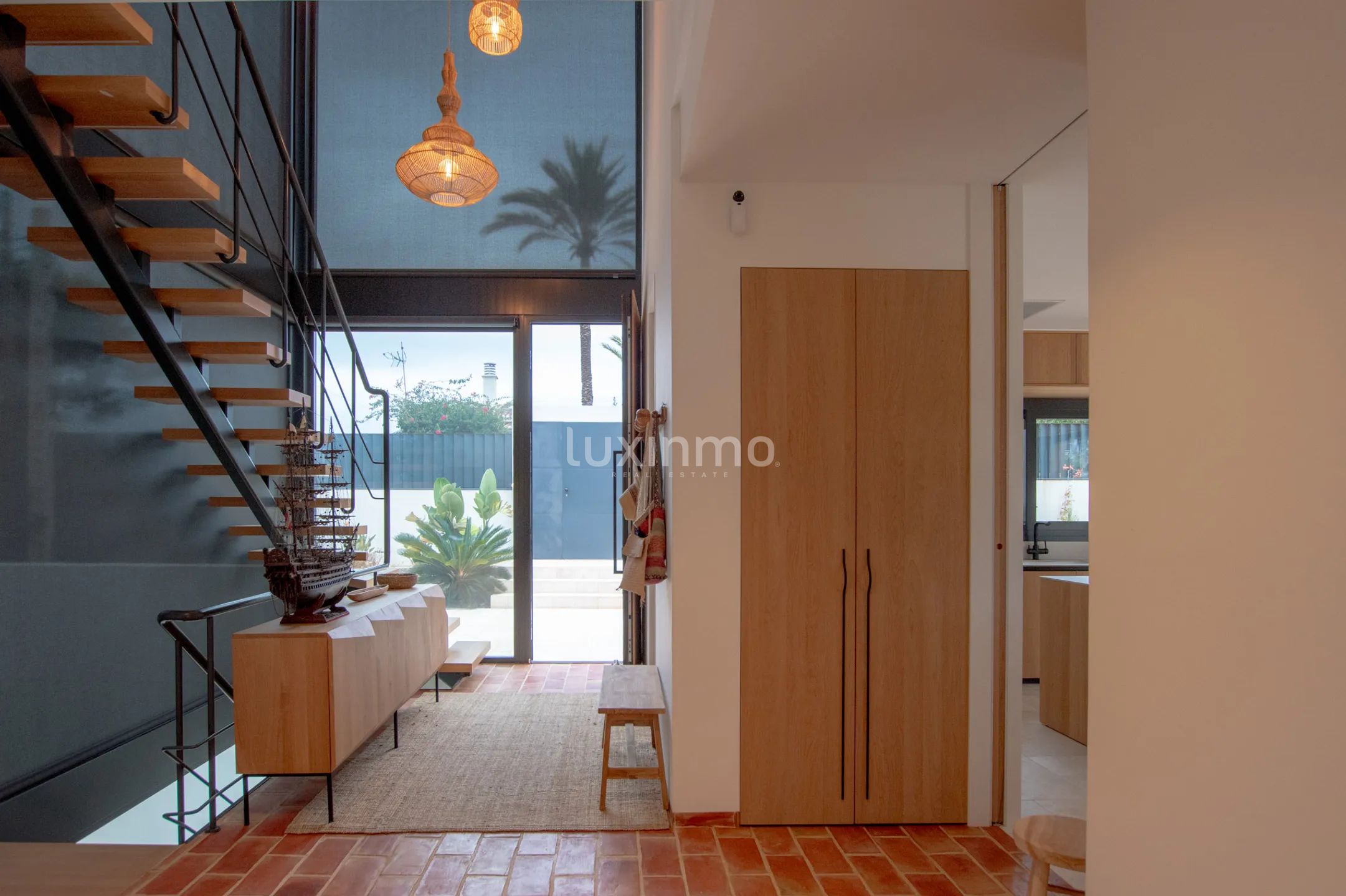 Stunning modern villa for rent in Cala Blanca Jávea — photo 18