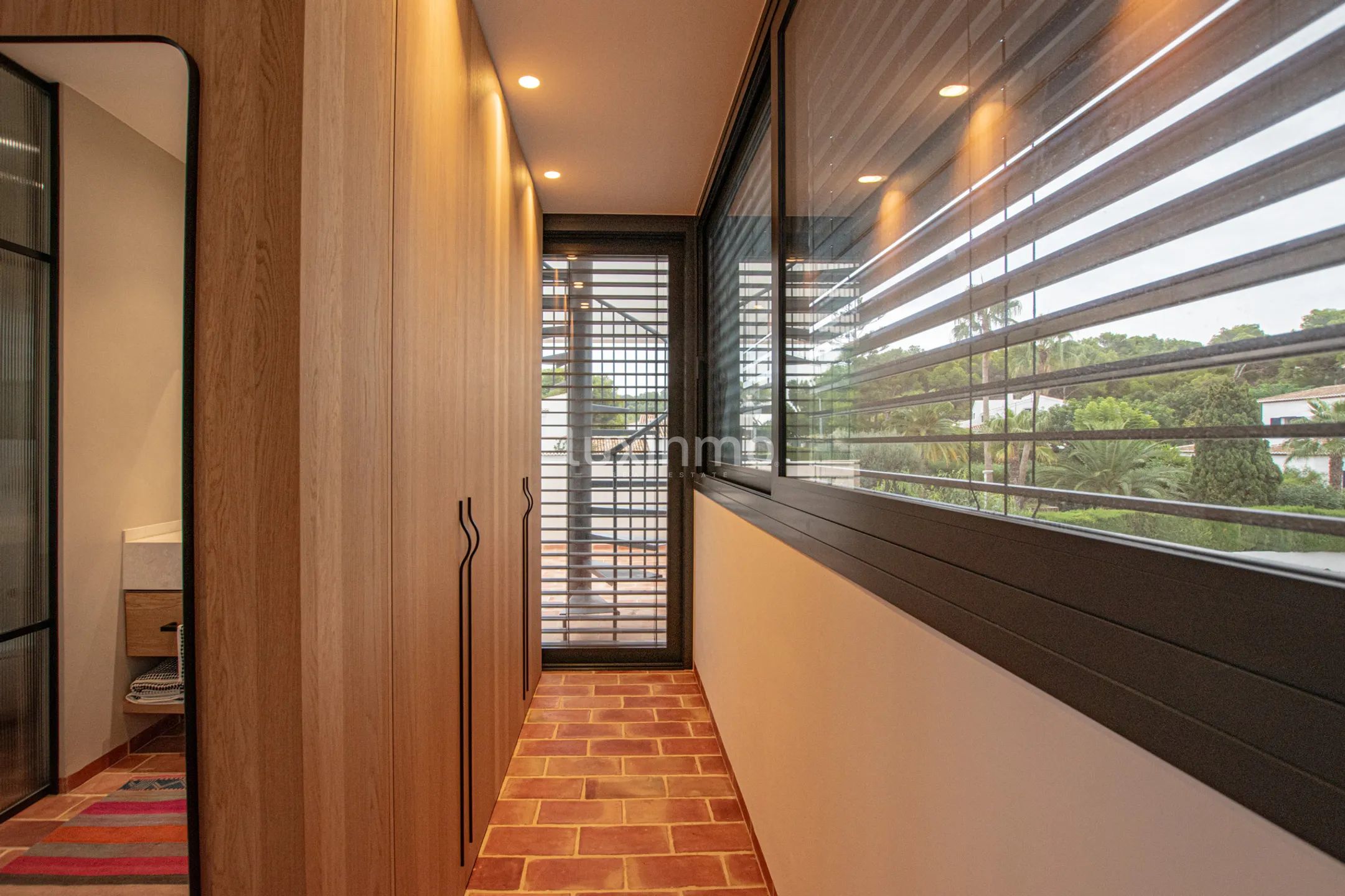 Stunning modern villa for rent in Cala Blanca Jávea — photo 36