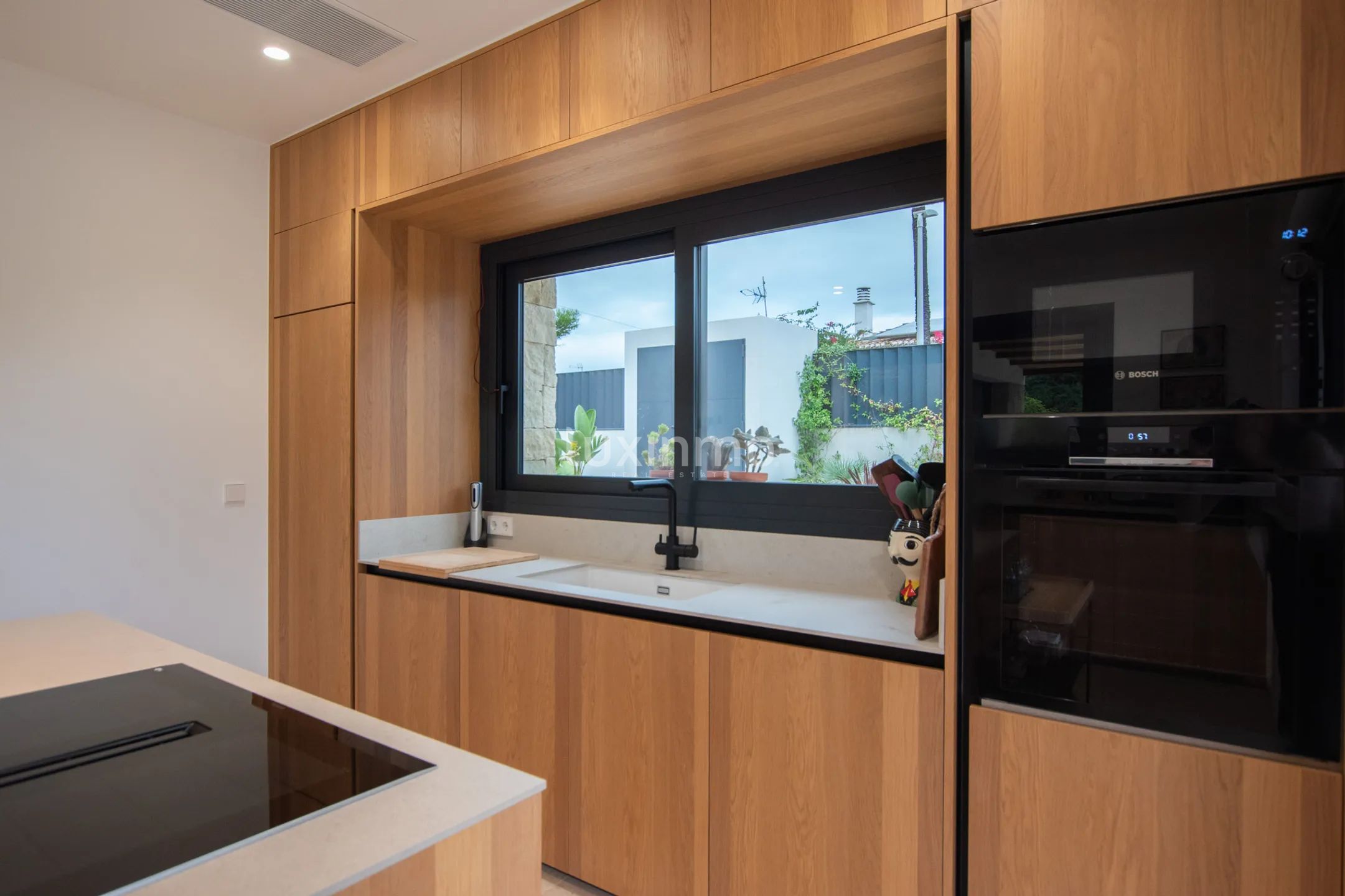 Stunning modern villa for rent in Cala Blanca Jávea — photo 28