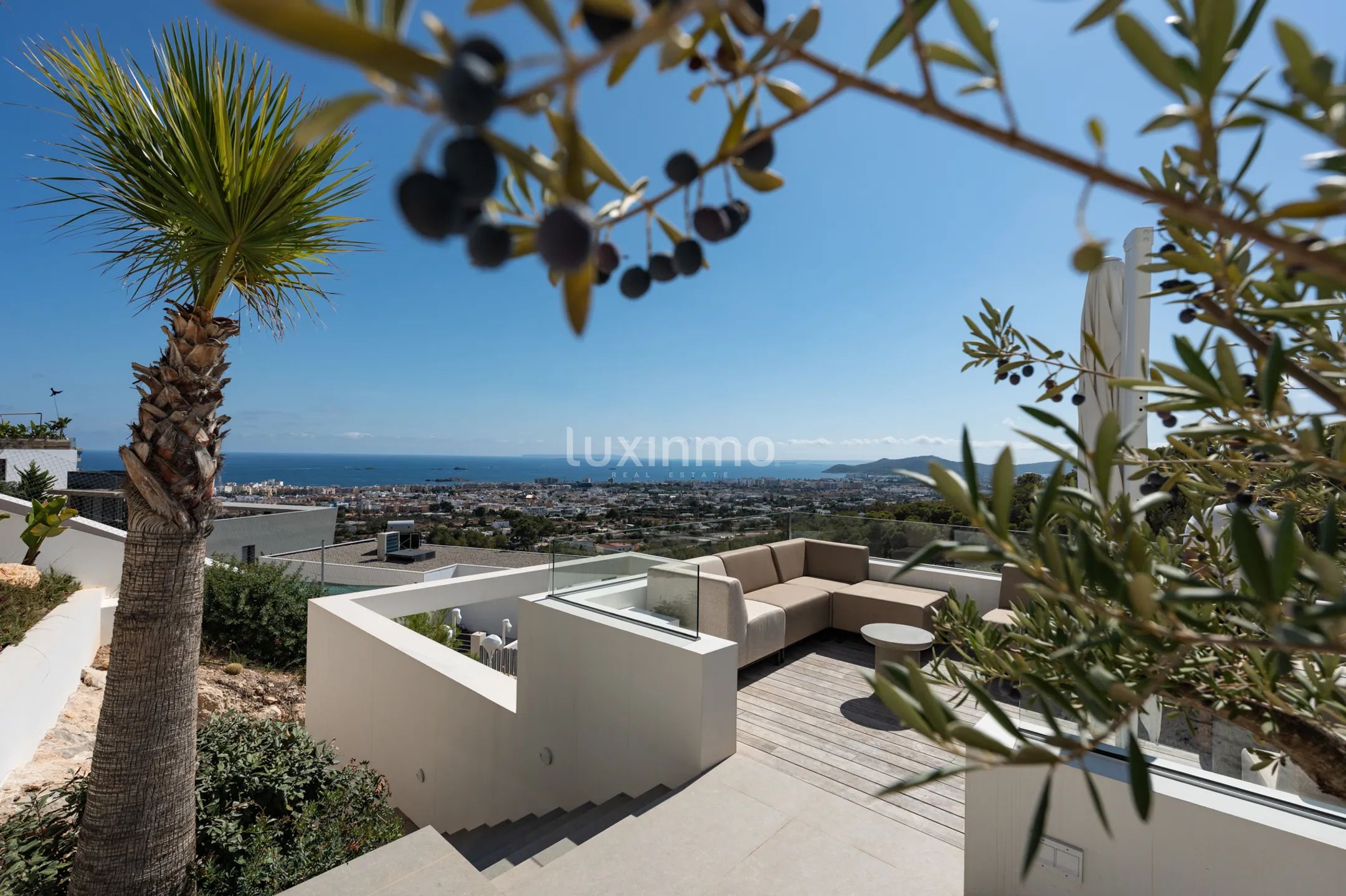 Modern Luxury Villa with Panoramic Sea Views in Cas Mut, Ibiza — photo 4