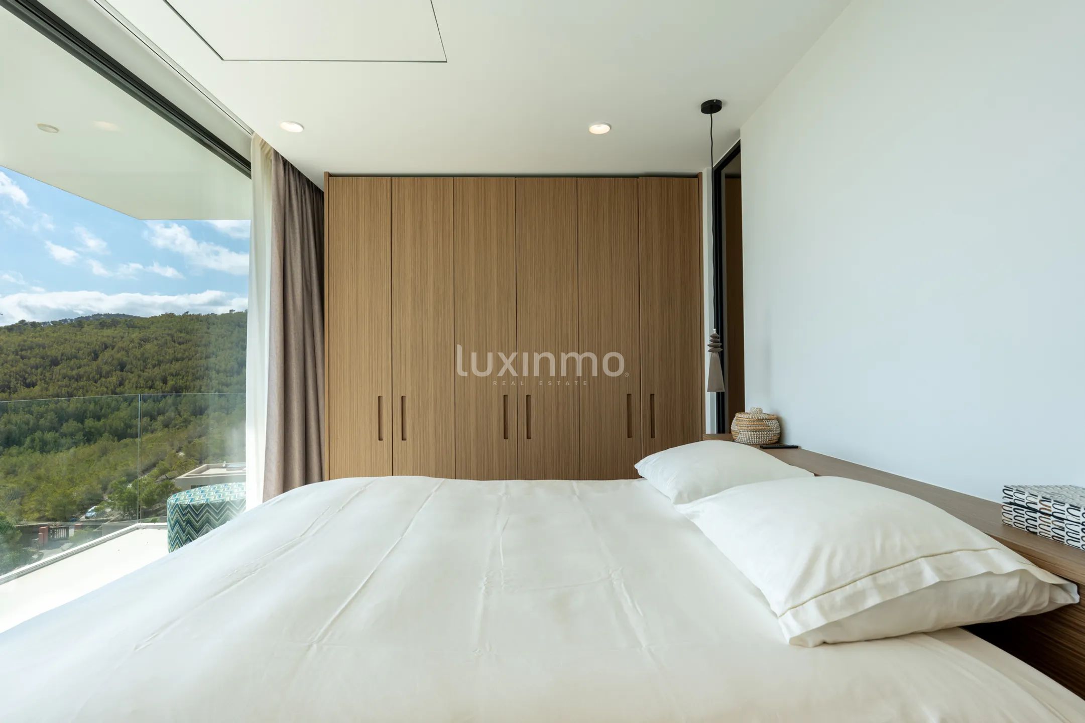 Modern Luxury Villa with Panoramic Sea Views in Cas Mut, Ibiza — photo 33