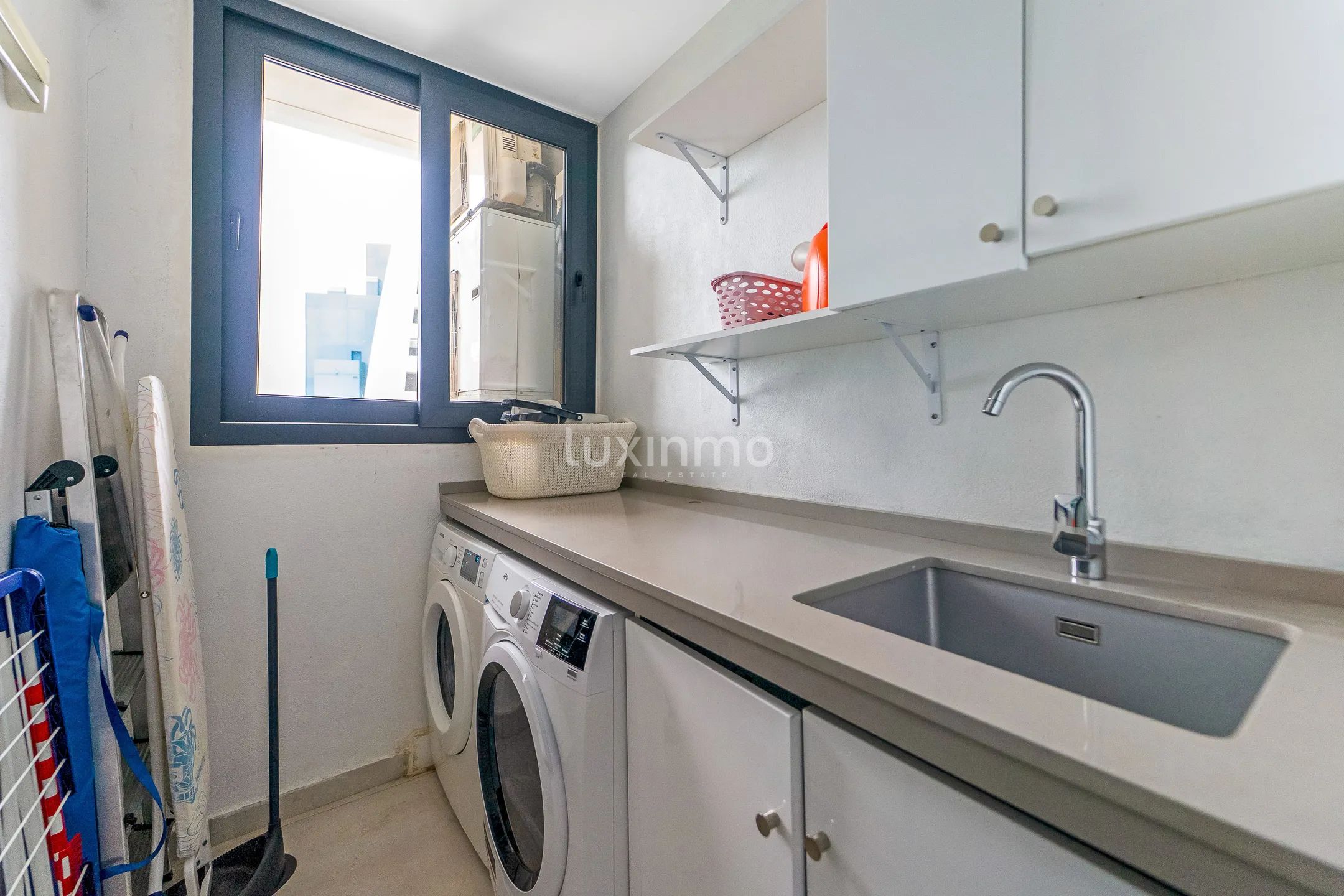 Impresionante apartamento con vistas al mar en Playa de Poniente, Benidorm — photo 19