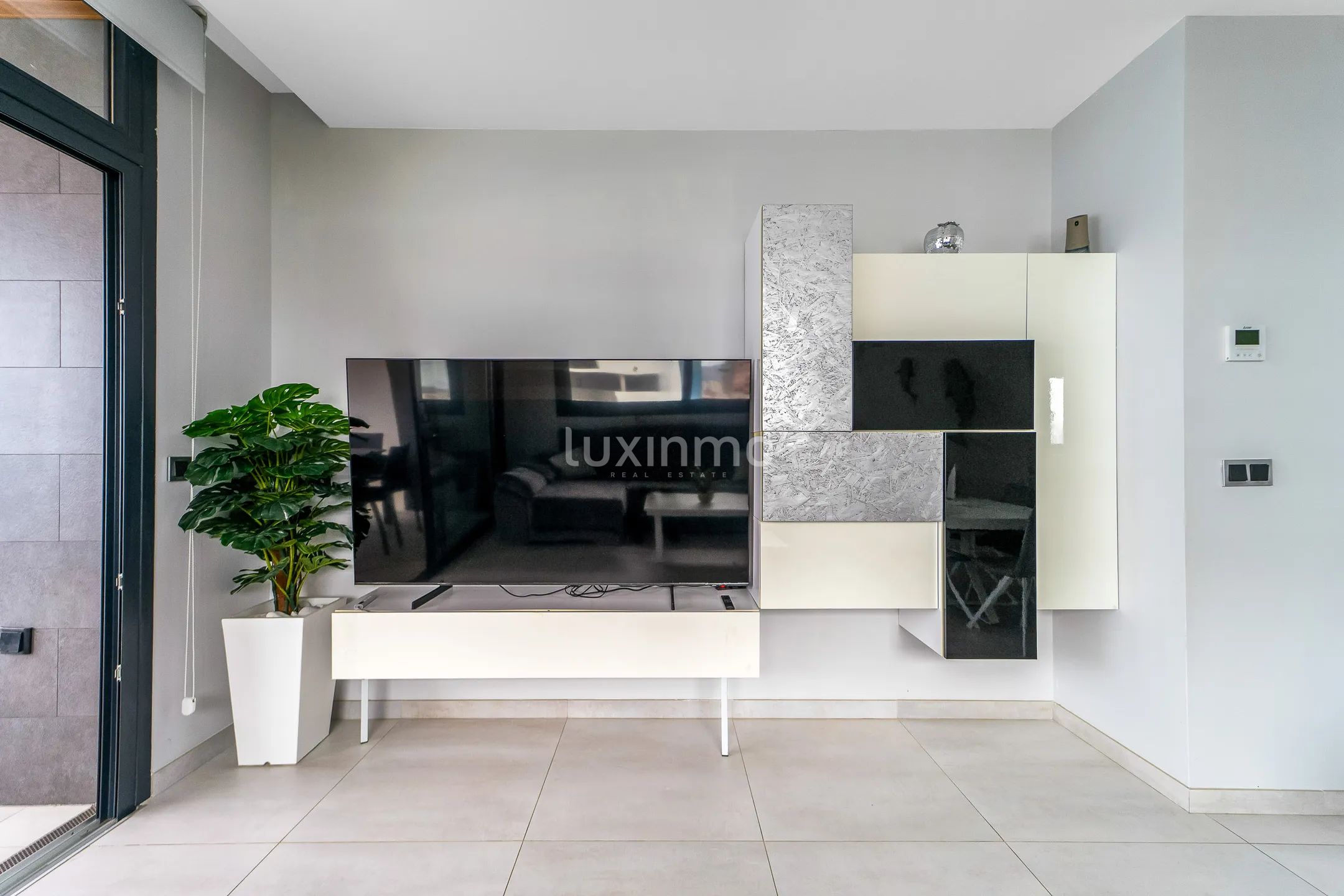 Impresionante apartamento con vistas al mar en Playa de Poniente, Benidorm — photo 11