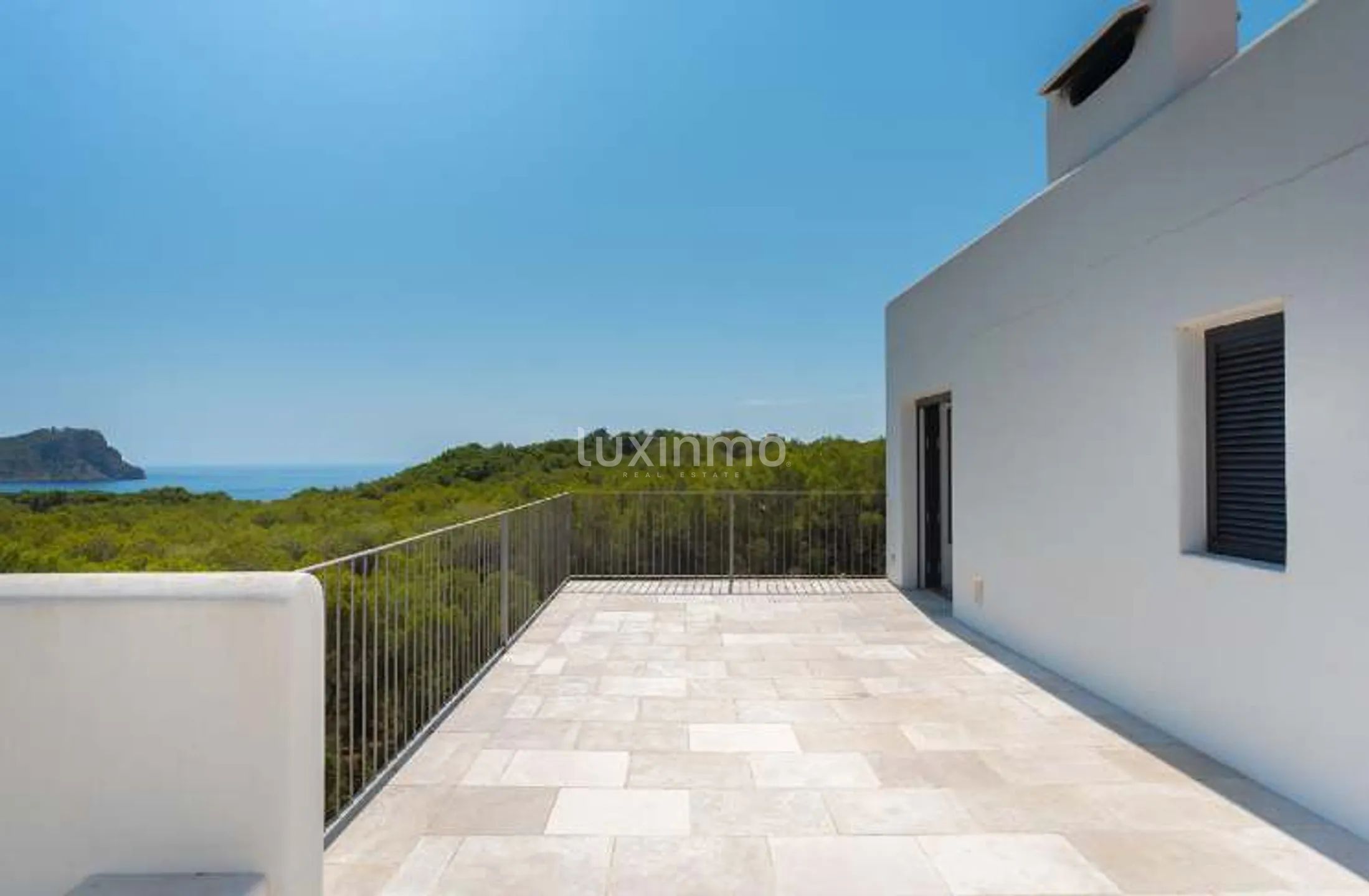 Exclusive Mediterranean Elegance with Sea Views near Cala Llenya — photo 37