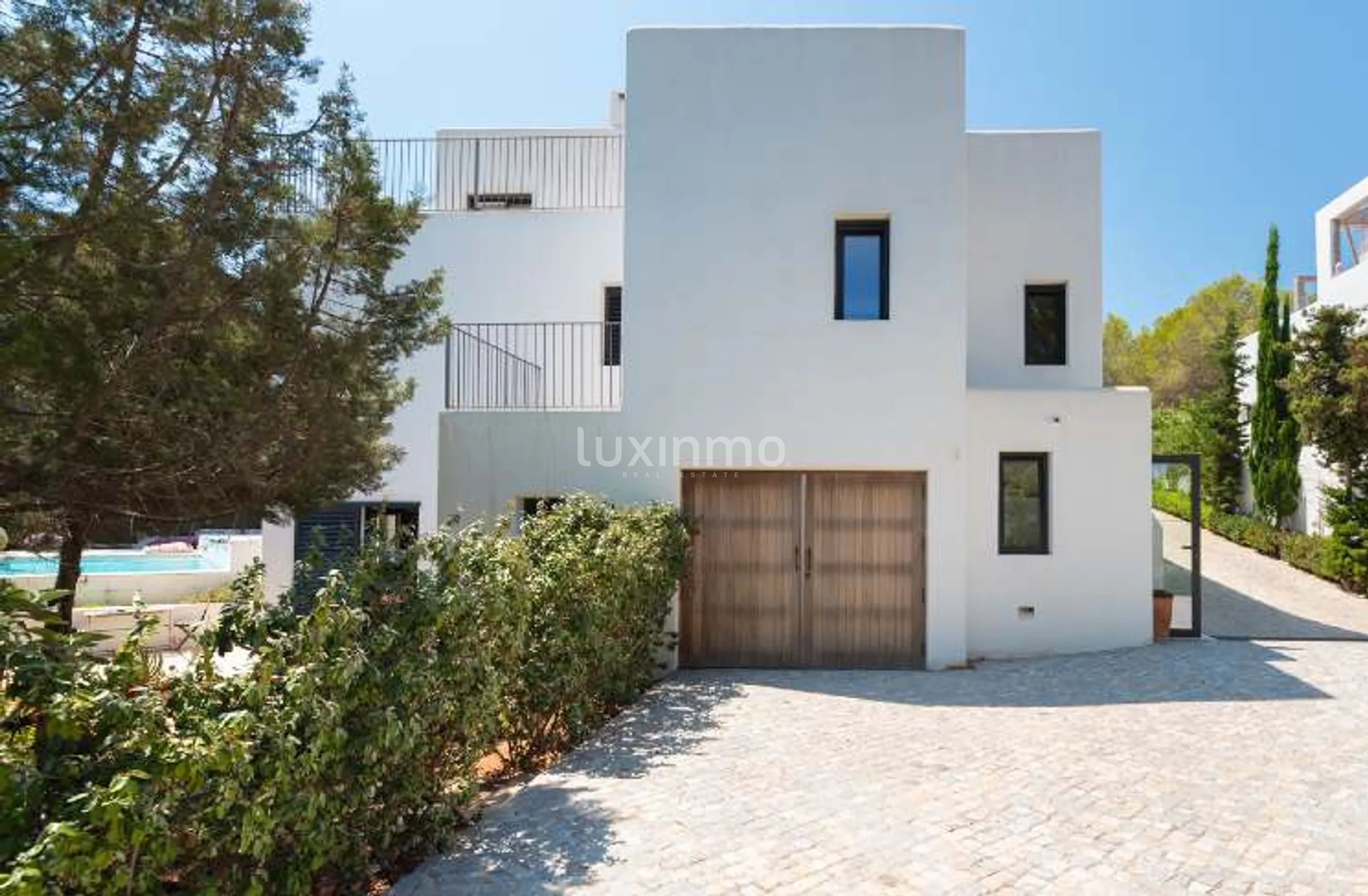 Exclusive Mediterranean Elegance with Sea Views near Cala Llenya — photo 8