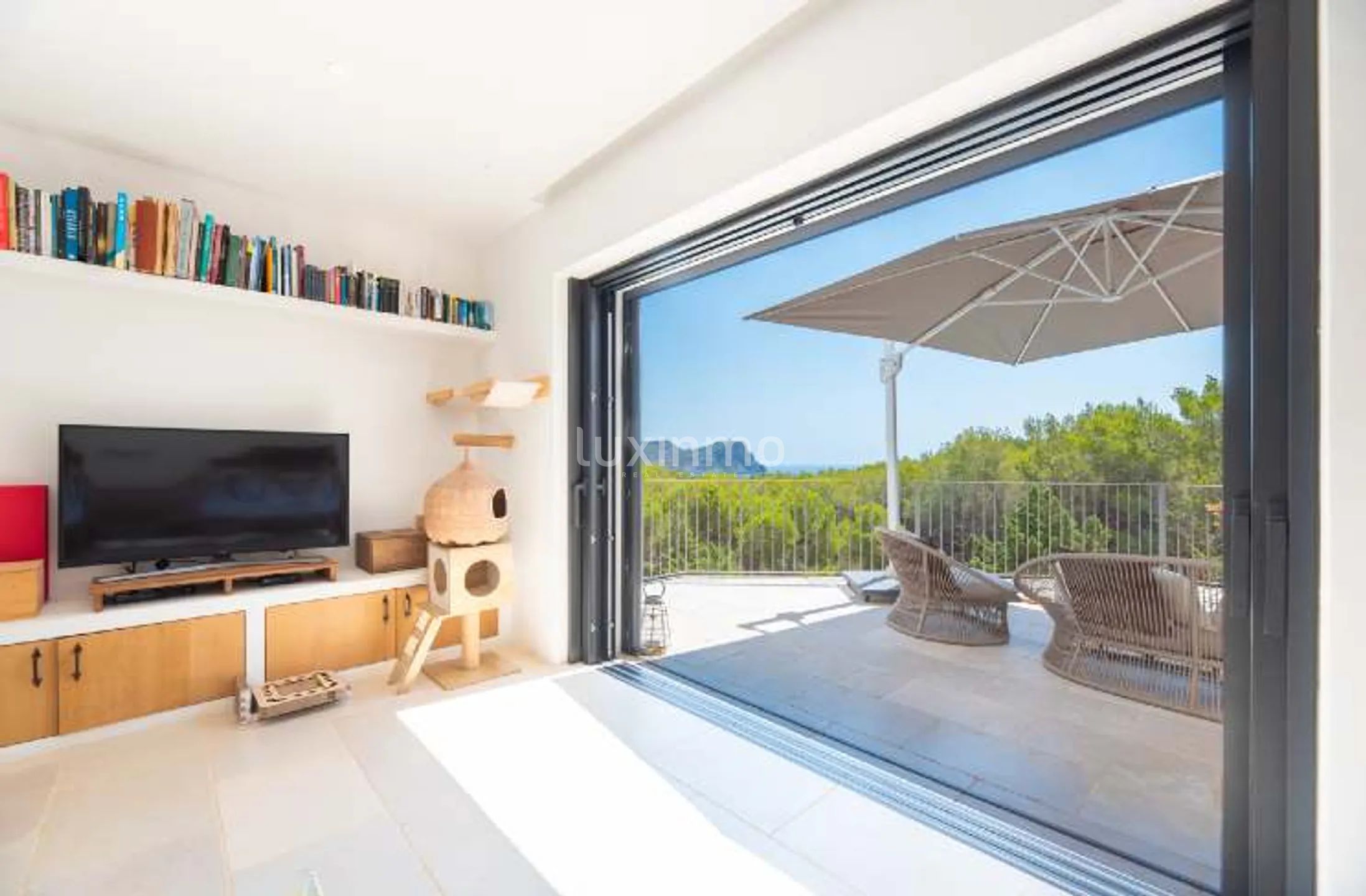 Exclusive Mediterranean Elegance with Sea Views near Cala Llenya — photo 16