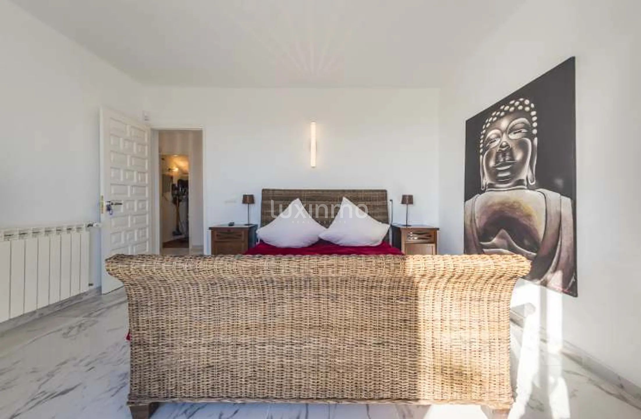 Villa Soleil - Elegante villa met zeezicht in Es Cubells, Ibiza — photo 25