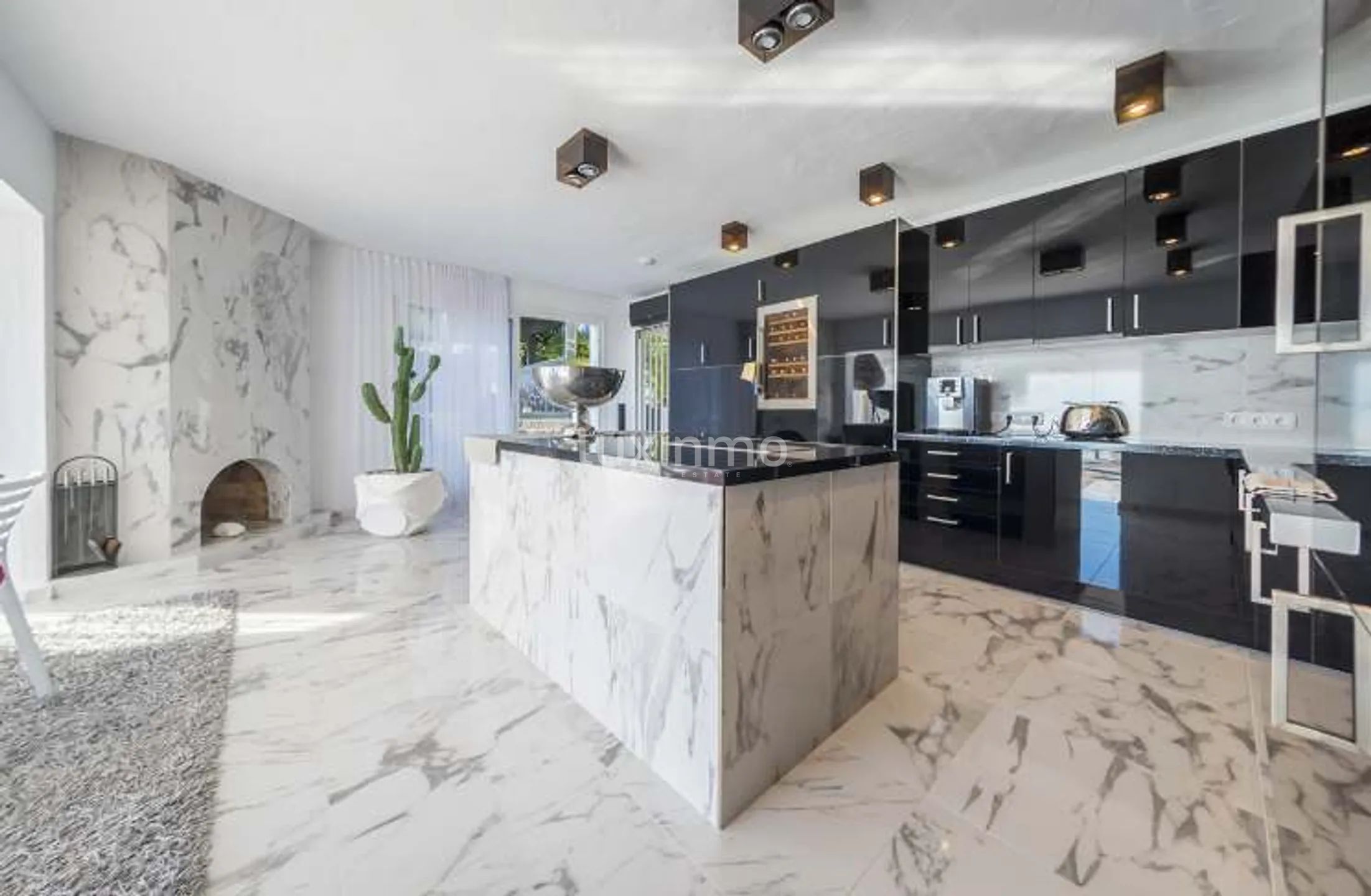 Villa Soleil - Elegante villa met zeezicht in Es Cubells, Ibiza — photo 9