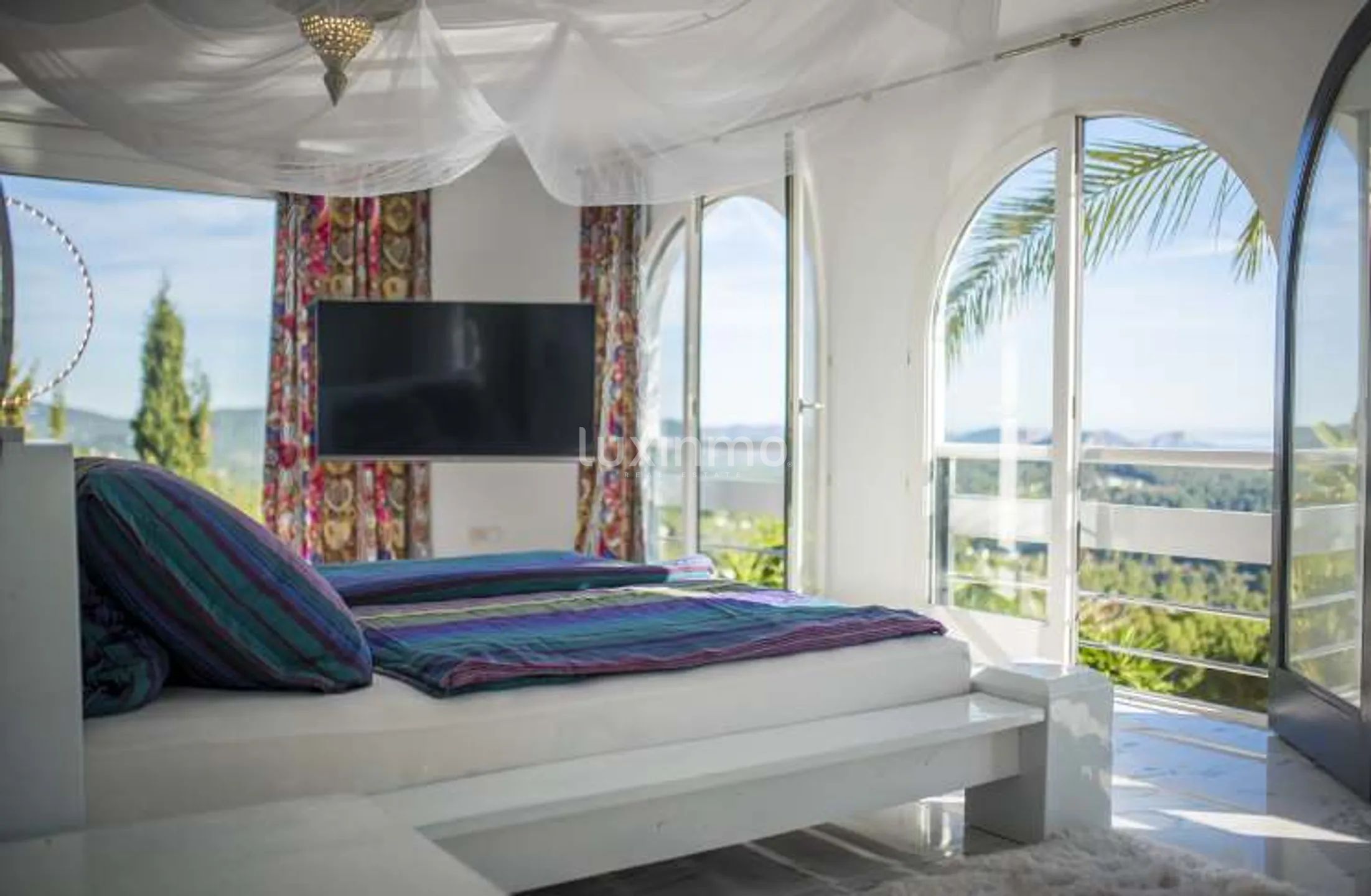 Villa Soleil - Elegante villa met zeezicht in Es Cubells, Ibiza — photo 4