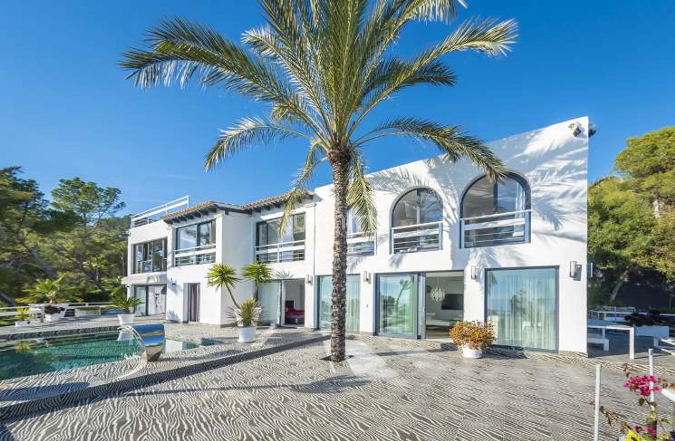 Villa Soleil, Elegant Sea-View Villa in Es Cubells, Ibiza — photo 8