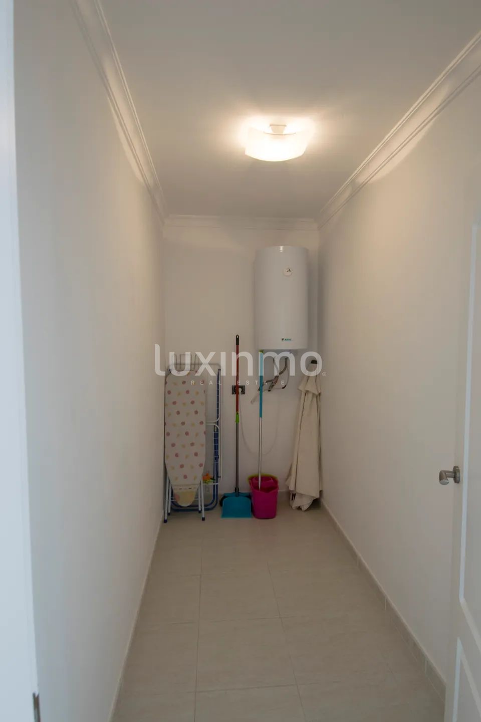 Charming 1-Bedroom with sea and mountain Views — photo 15