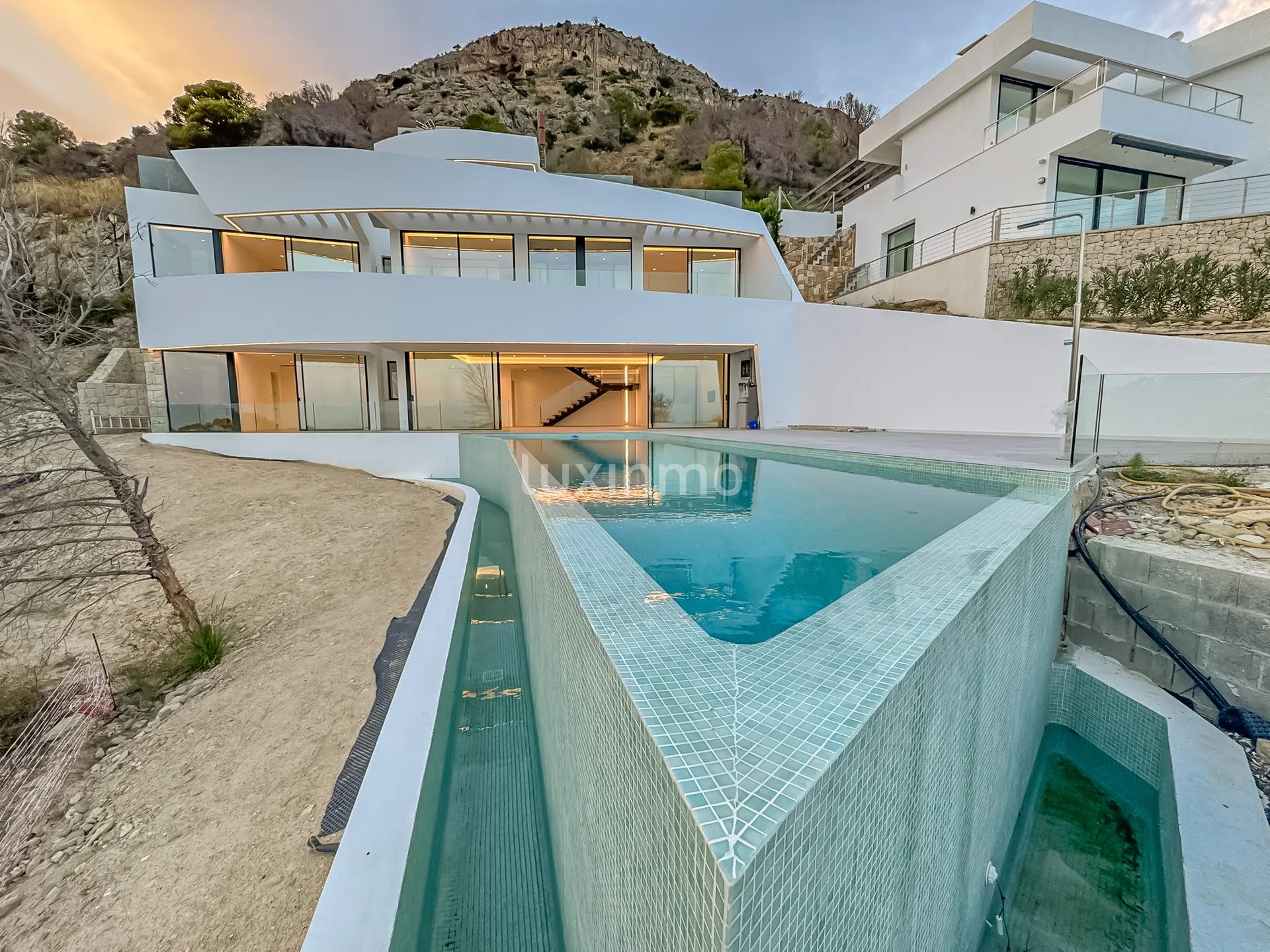 Stunning luxury detached house with breathtaking views in Altea Hills — photo 7