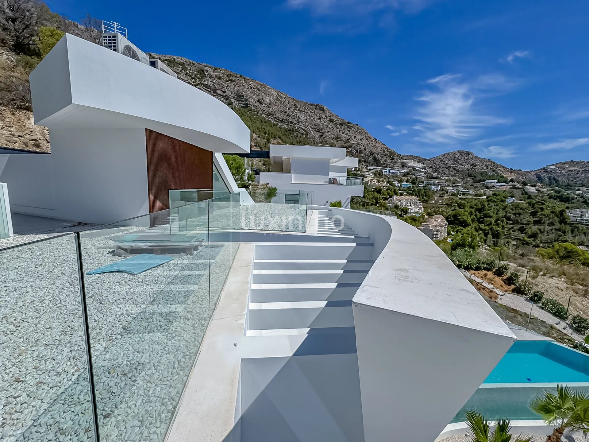 Stunning luxury detached house with breathtaking views in Altea Hills — photo 25