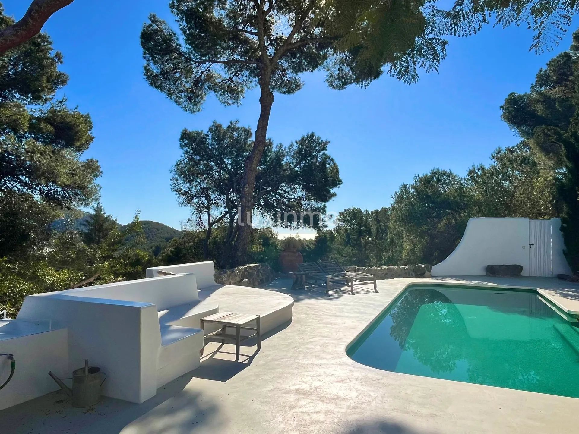 Charming Ibicencan Villa with Scandinavian Touches and Sea Views — photo 2