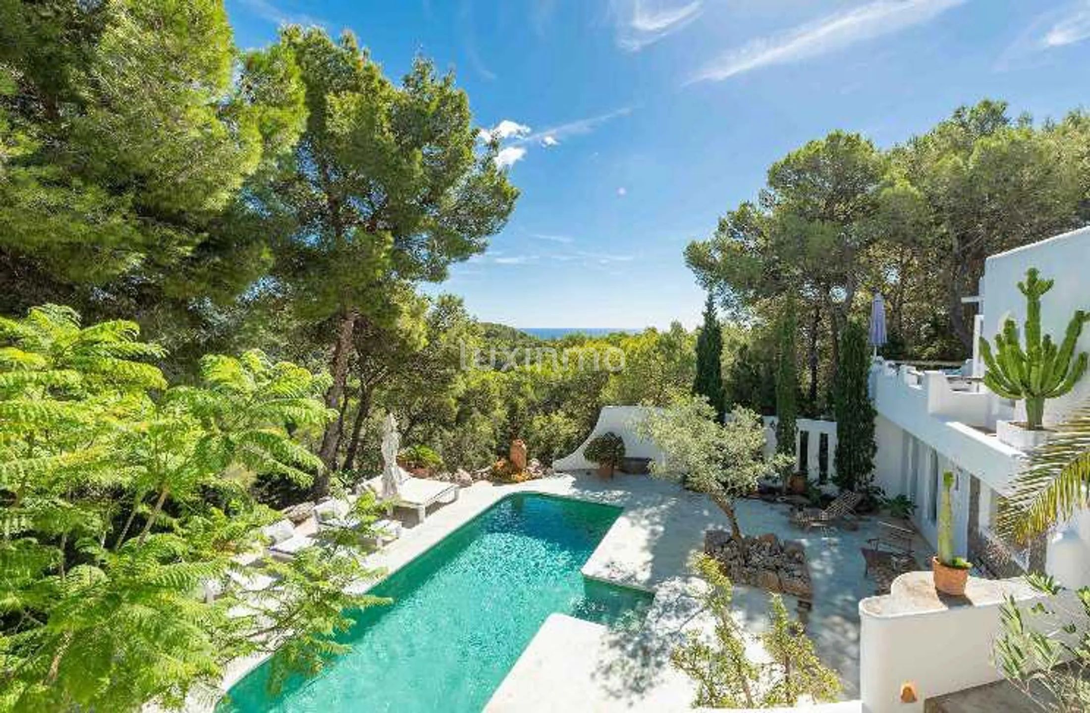Charming Ibicencan Villa with Scandinavian Touches and Sea Views — photo 7