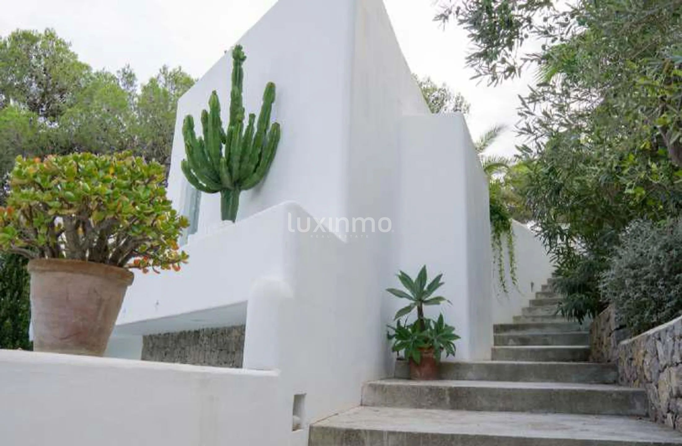 Charming Ibicencan Villa with Scandinavian Touches and Sea Views — photo 47