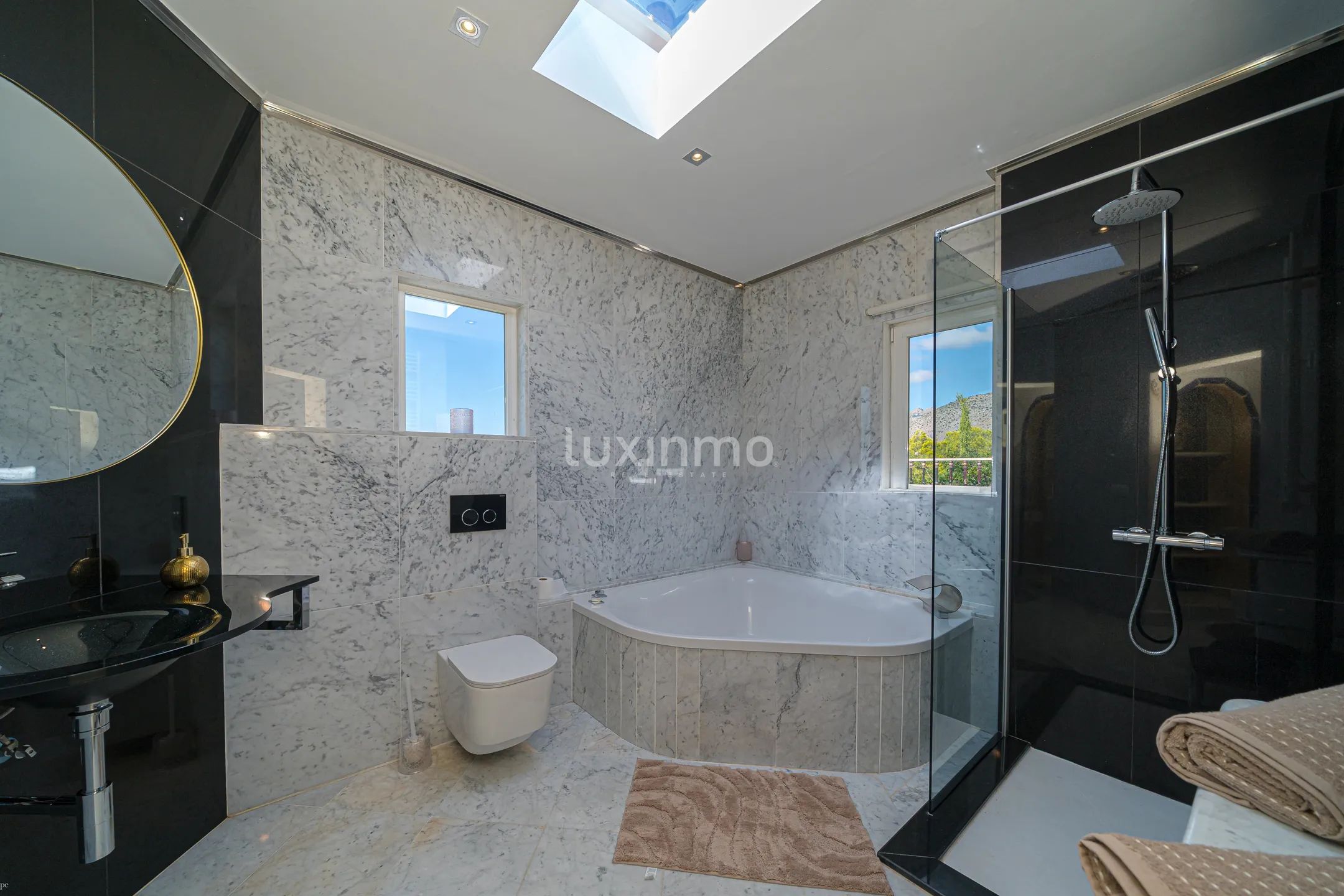Charmante villa in mediterrane stijl met 4 slaapkamers en uitzicht op zee — photo 12