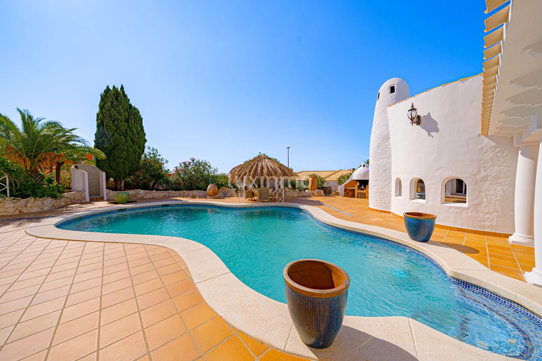 Encantadora villa mediterránea de 4 dormitorios con vistas al mar