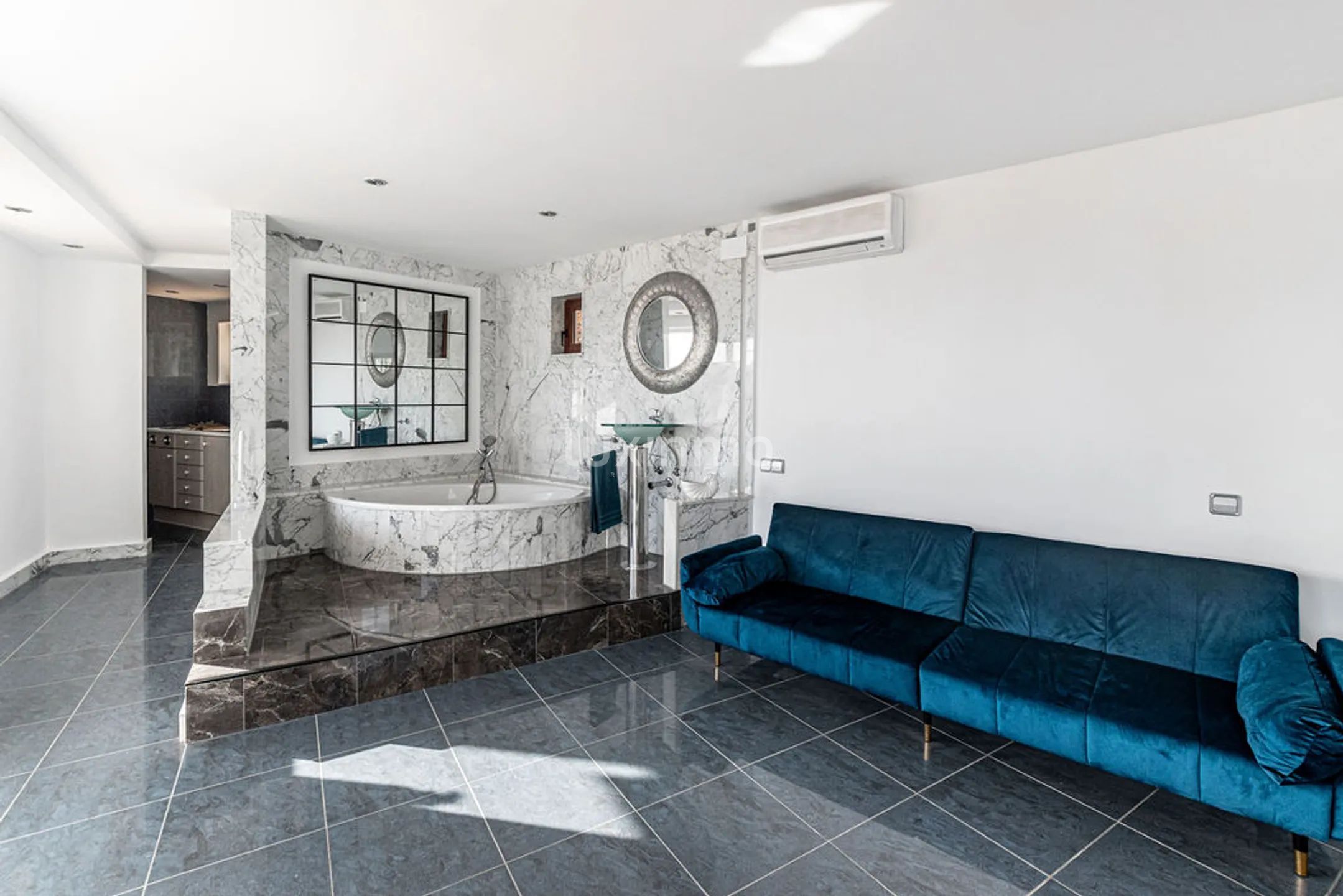 Mediterranean luxury villa with sea views in Altea — photo 6