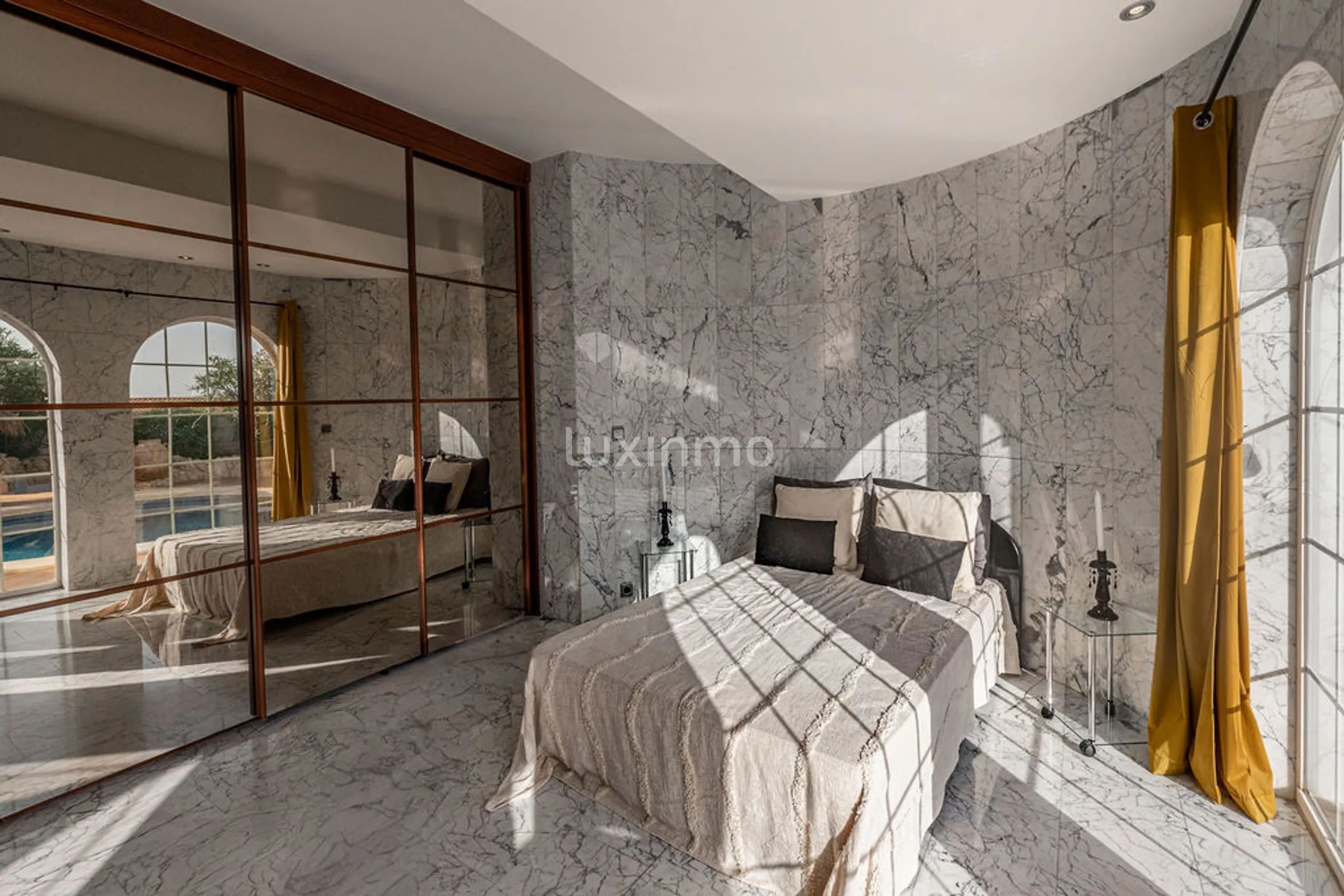 Mediterranean luxury villa with sea views in Altea — photo 4
