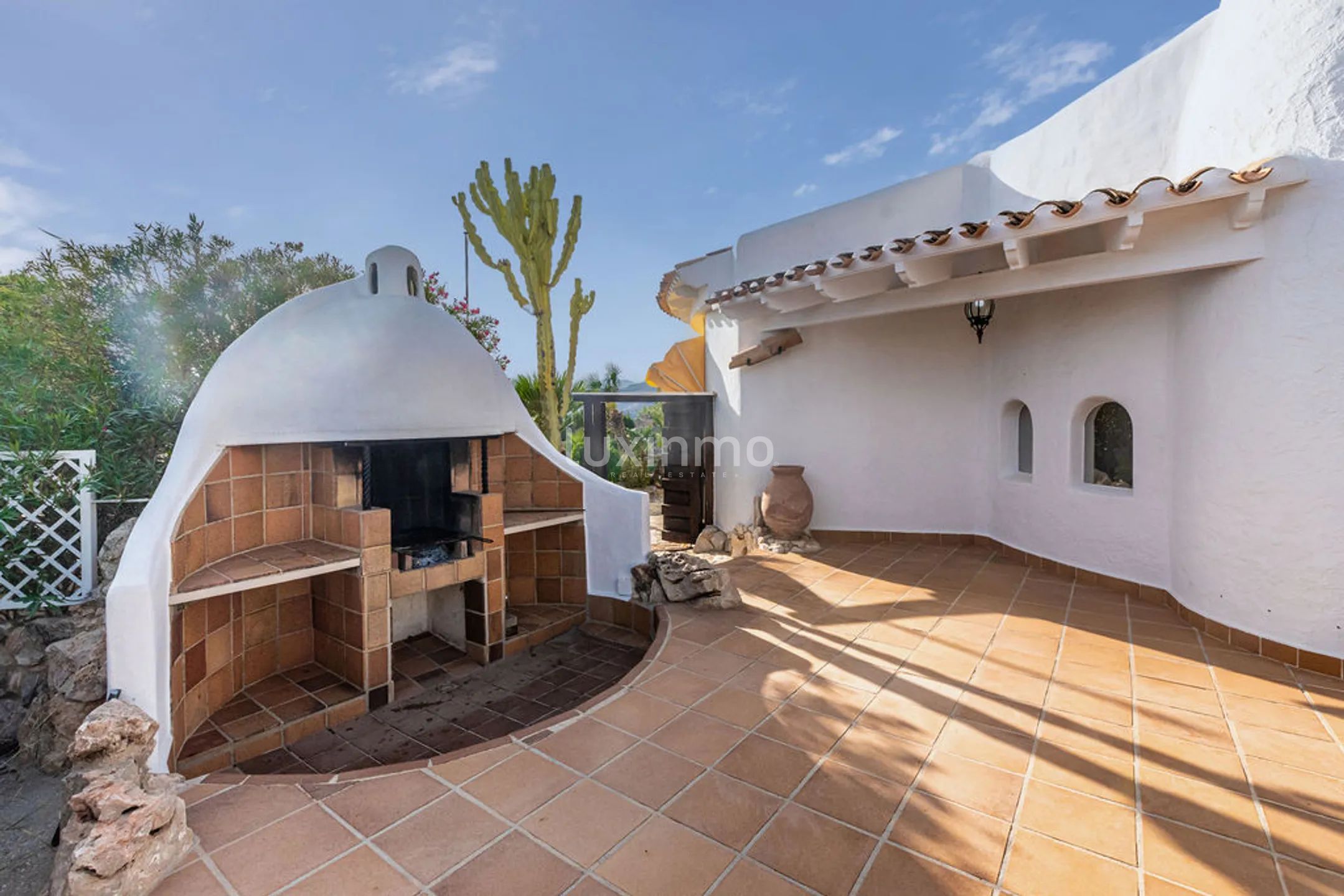 Mediterranean luxury villa with sea views in Altea — photo 24