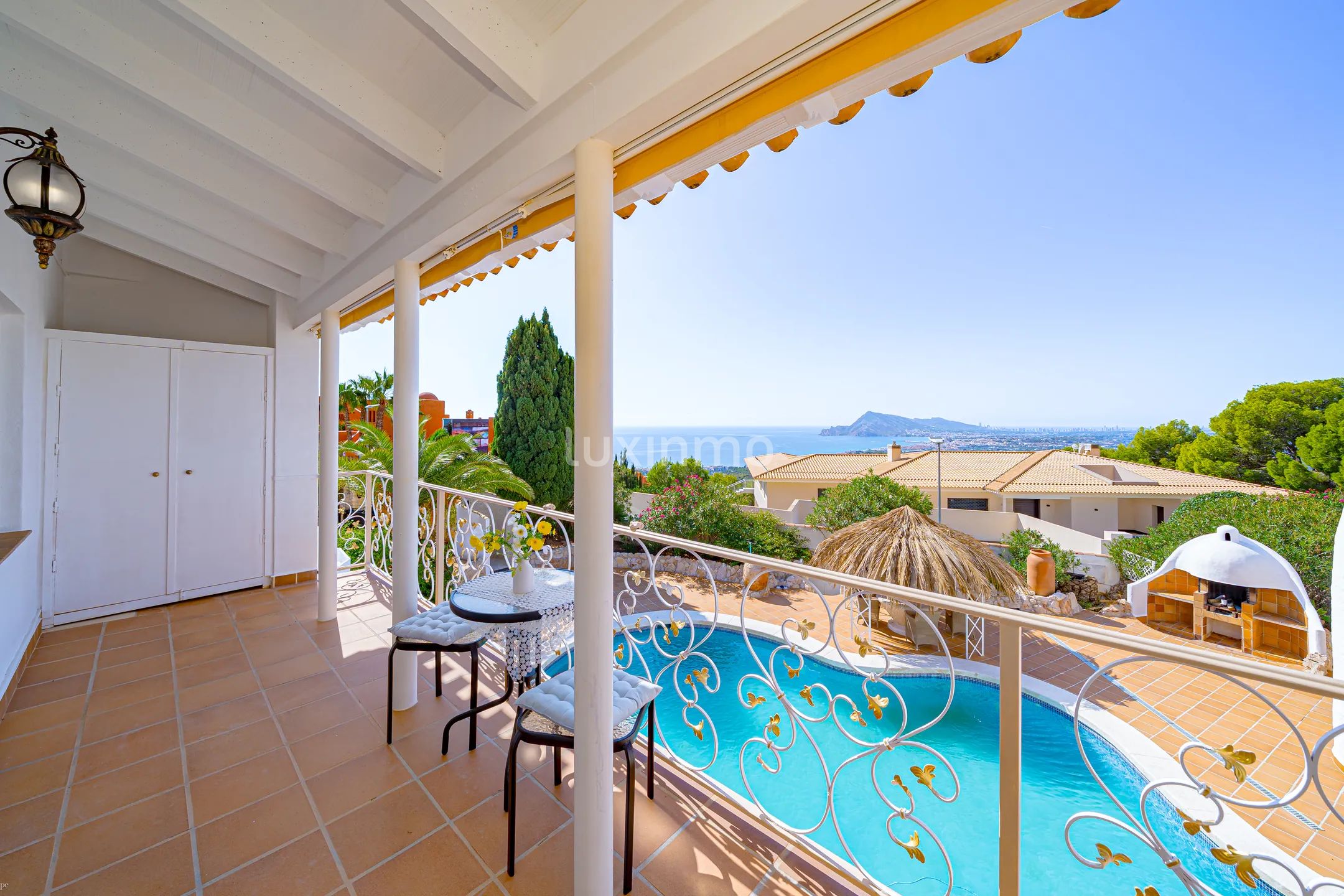 Charmante villa in mediterrane stijl met 4 slaapkamers en uitzicht op zee — photo 24