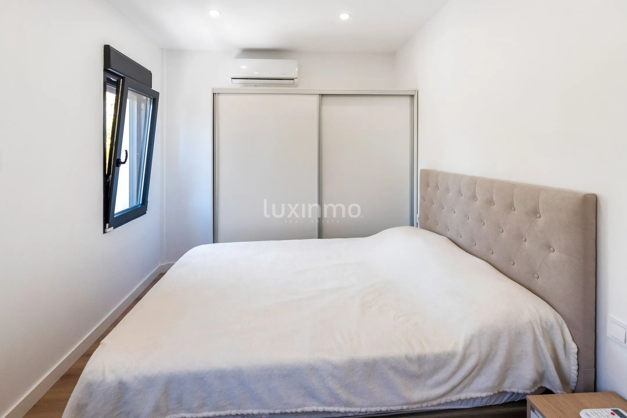 Luxury Modern Duplex in Benidorm — photo 11