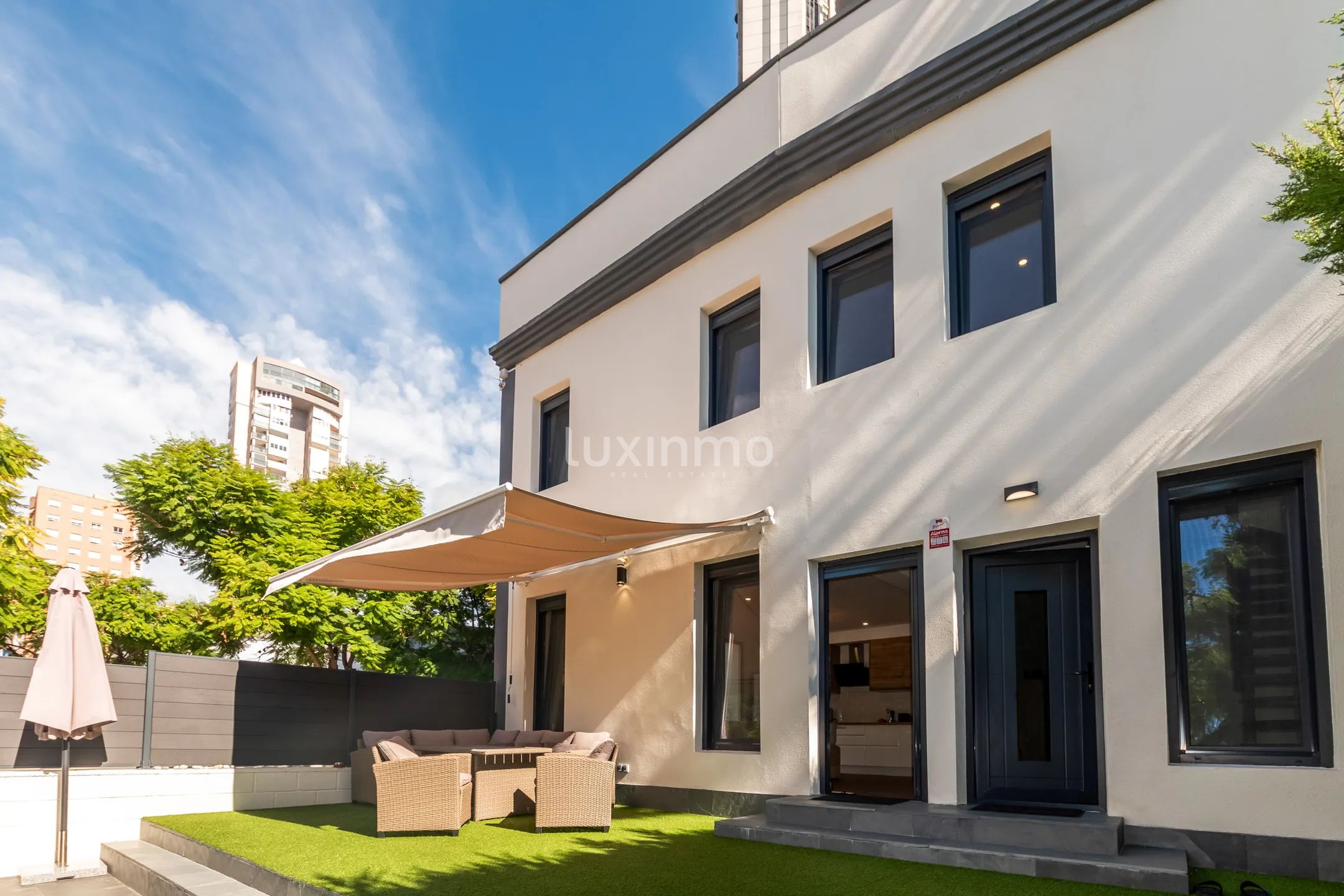 Luxury Modern Duplex in Benidorm — photo 28