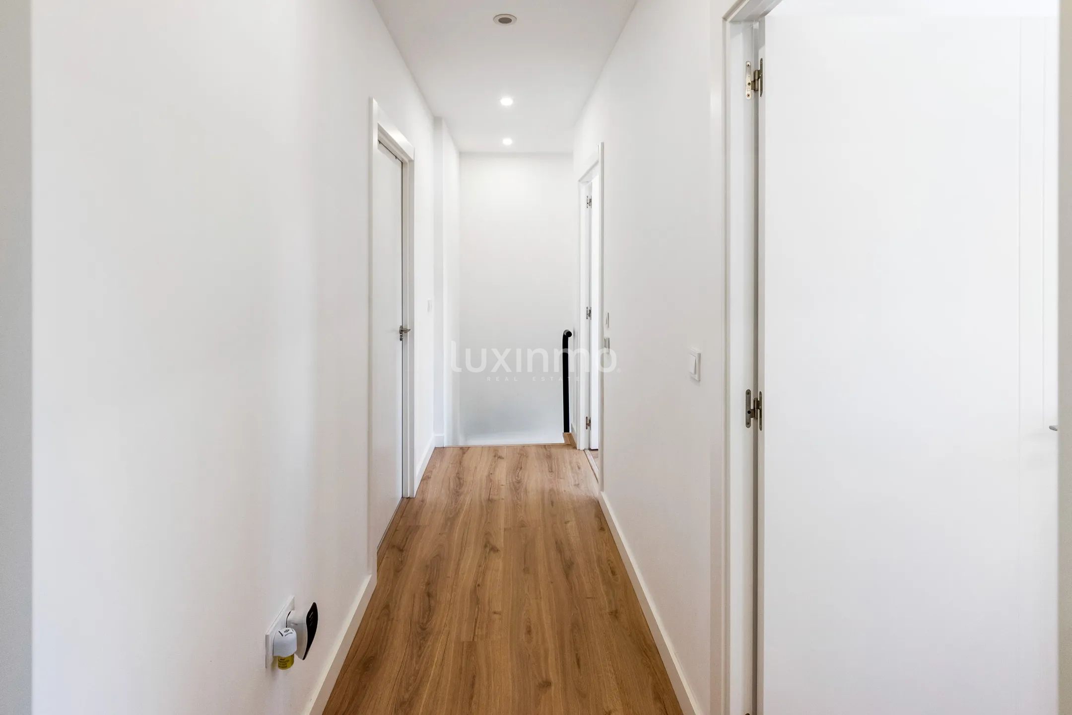 Luxury Modern Duplex in Benidorm — photo 9