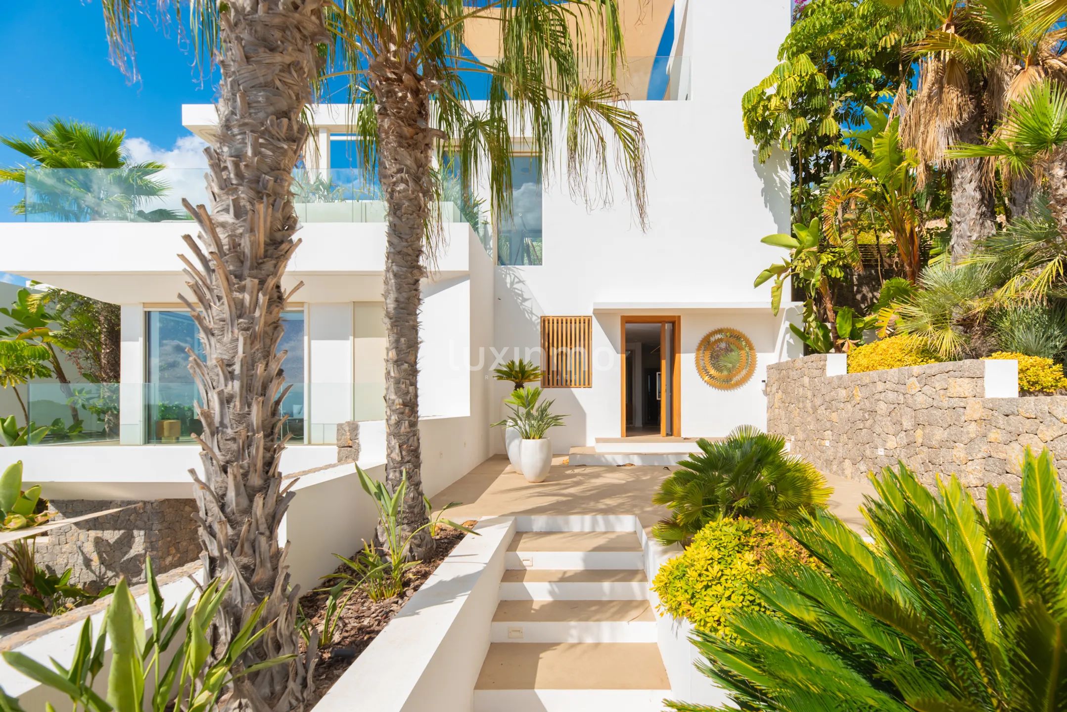 Luxury Villa with Breathtaking Sea Views in Cap Martinet — photo 26