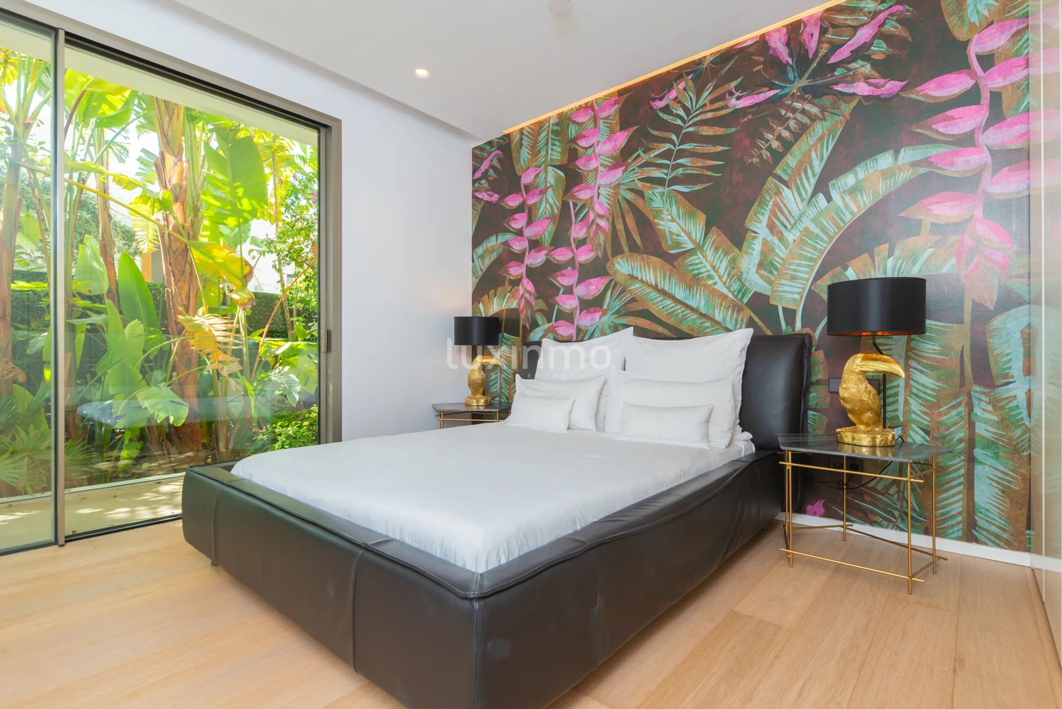 Luxury Villa with Breathtaking Sea Views in Cap Martinet — photo 49