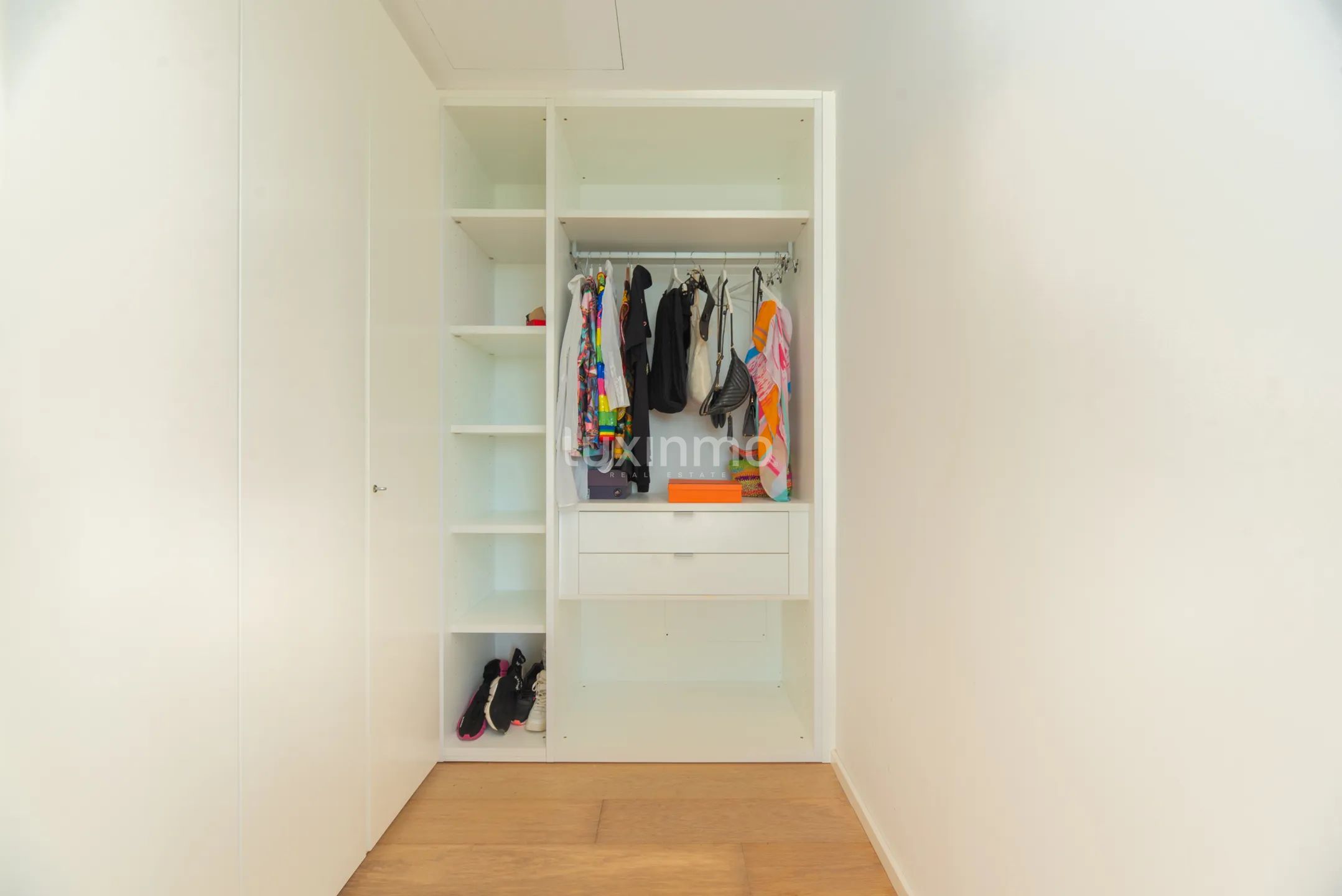 Luxury Villa with Breathtaking Sea Views in Cap Martinet — photo 17