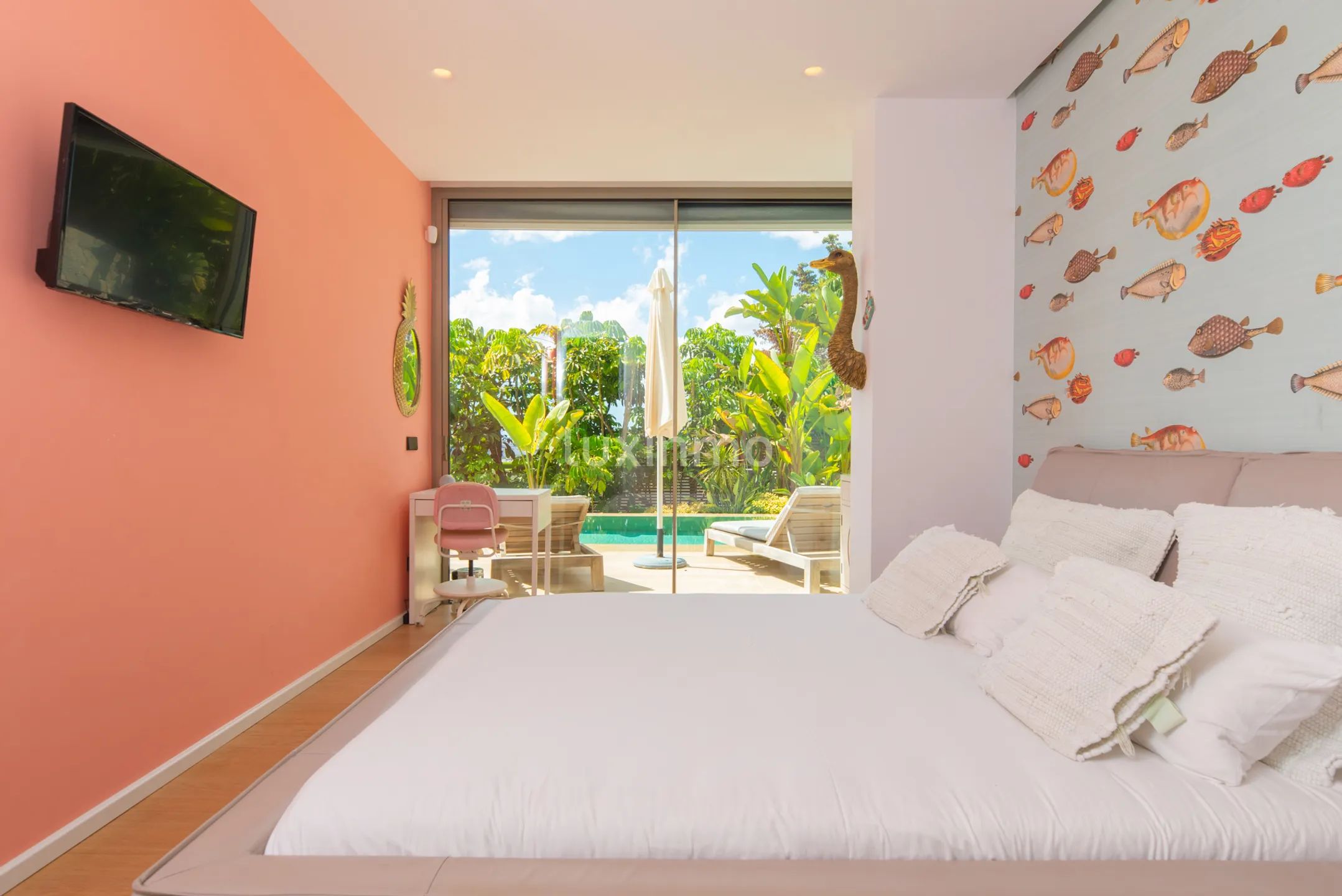 Luxury Villa with Breathtaking Sea Views in Cap Martinet — photo 29