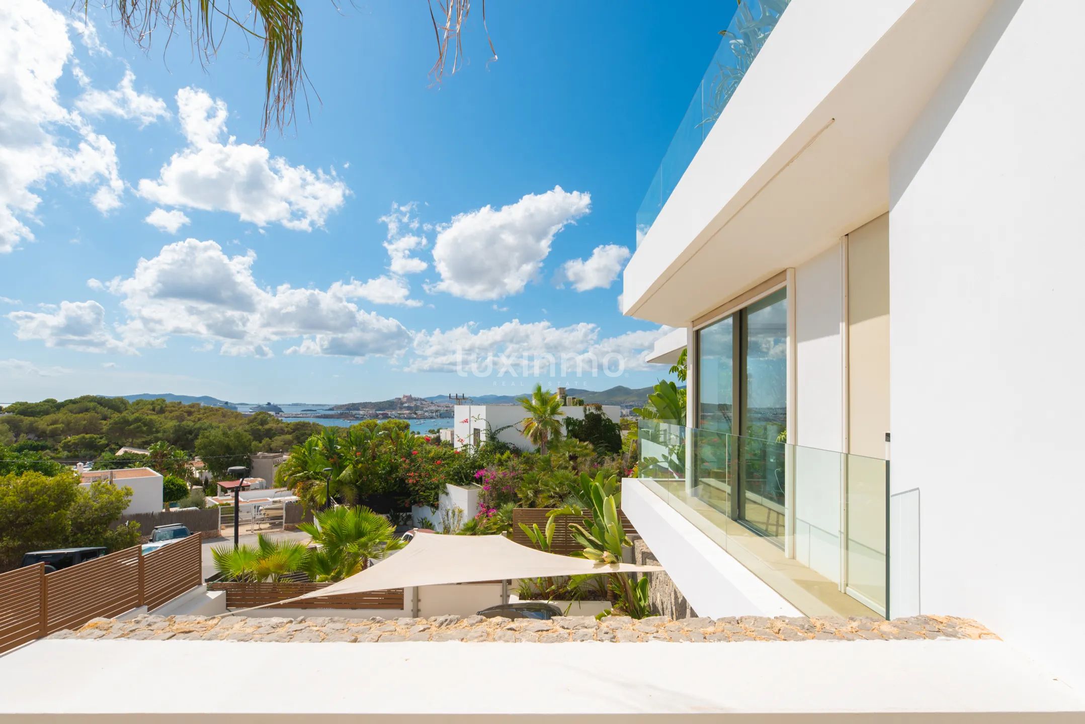 Luxury Villa with Breathtaking Sea Views in Cap Martinet — photo 16