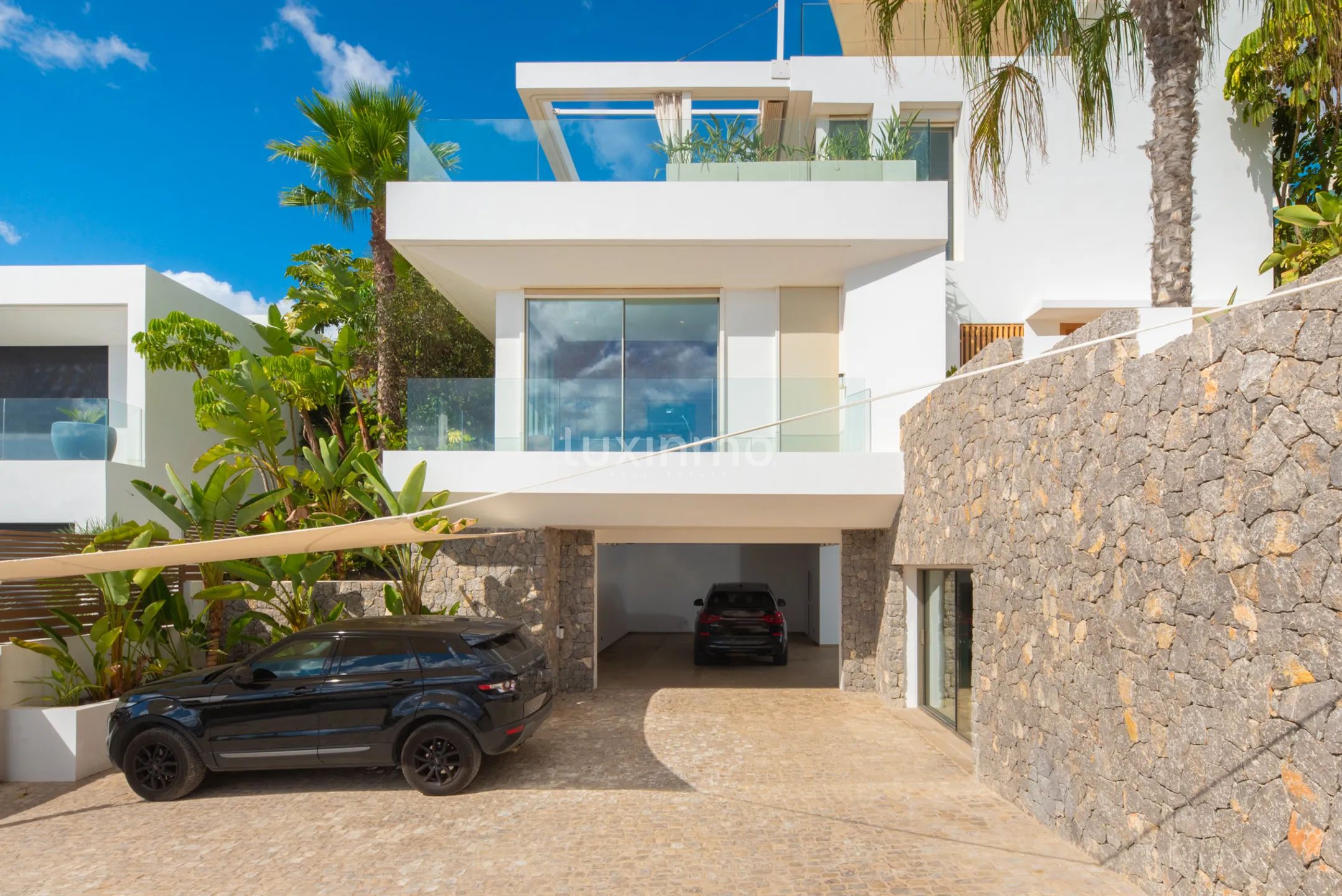 Luxury Villa with Breathtaking Sea Views in Cap Martinet — photo 15
