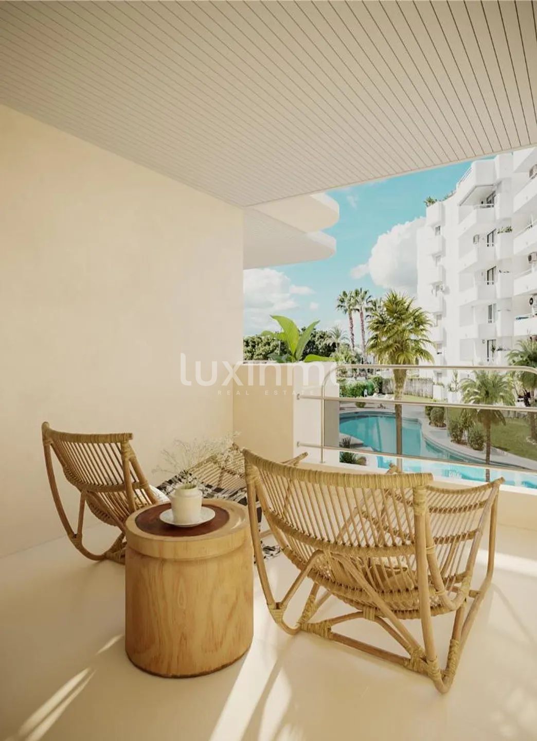 Third-Floor Seafront Apartment | Marina Botafoch – Ibiza