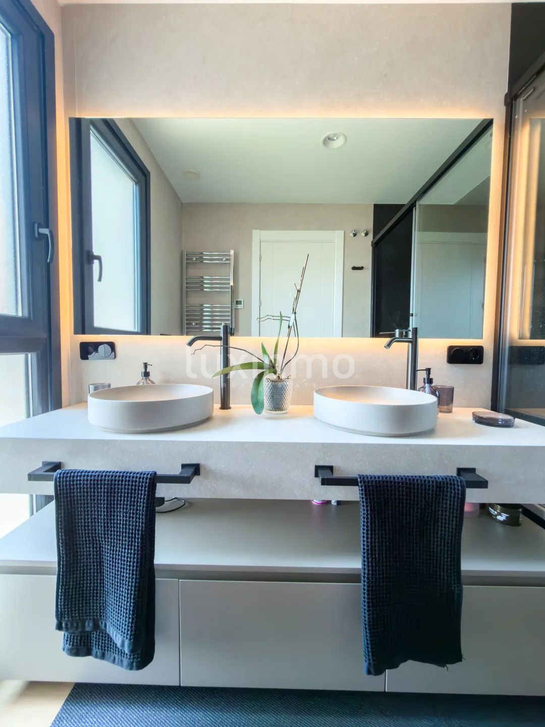 Stunning sea view modern apartment in Sunset Drive, Benidorm — photo 14