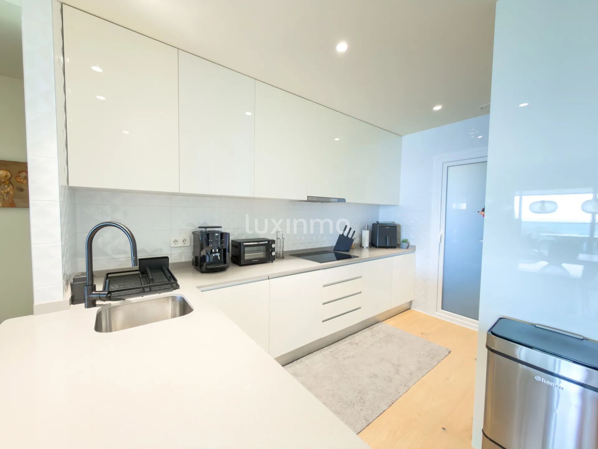 Impresionante apartamento moderno con vistas al mar en Sunset Drive, Benidorm — photo 6