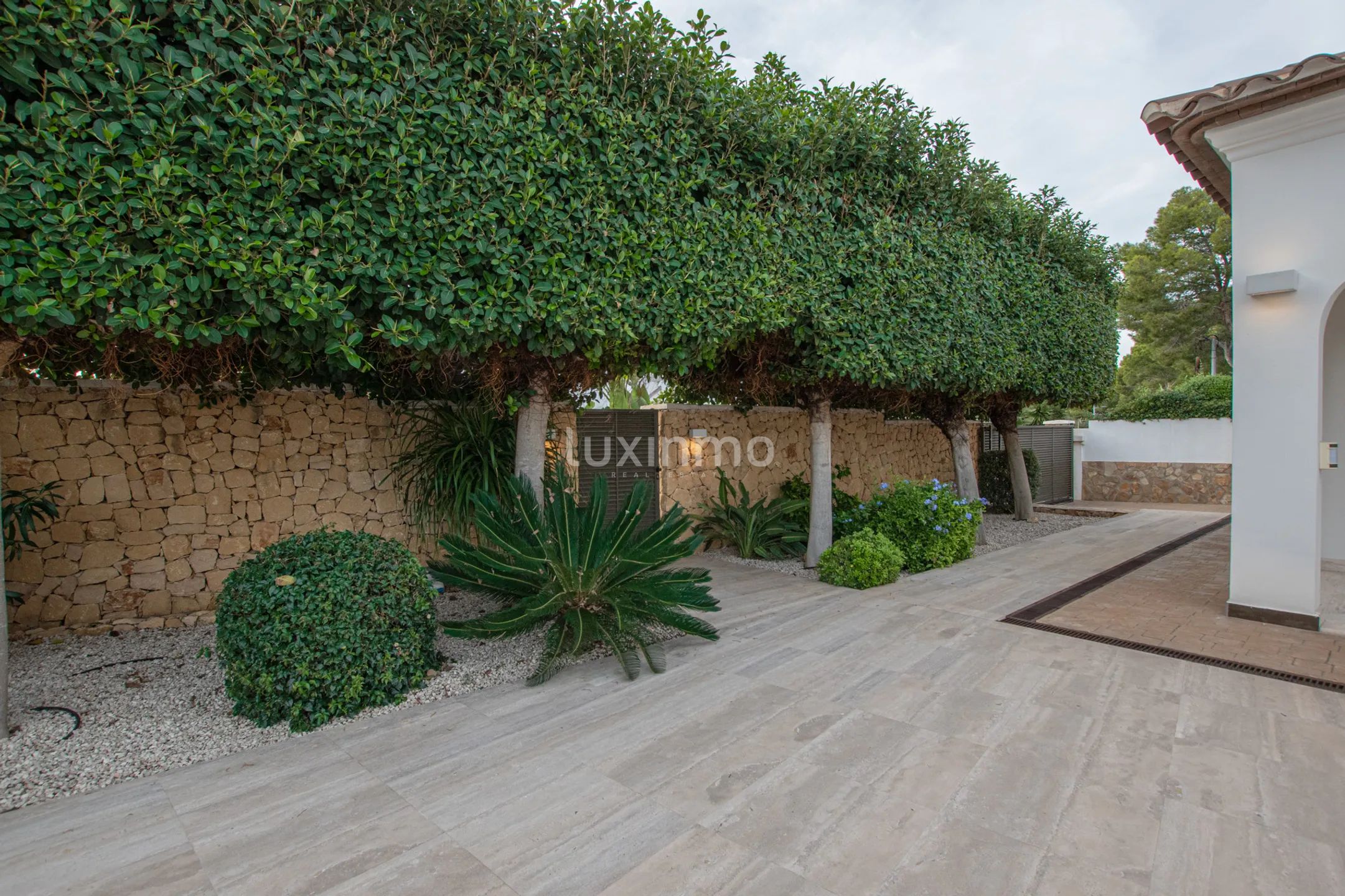 Magnificent villa for sale with panoramic sea views at Cabo Formentor Moraira — photo 8