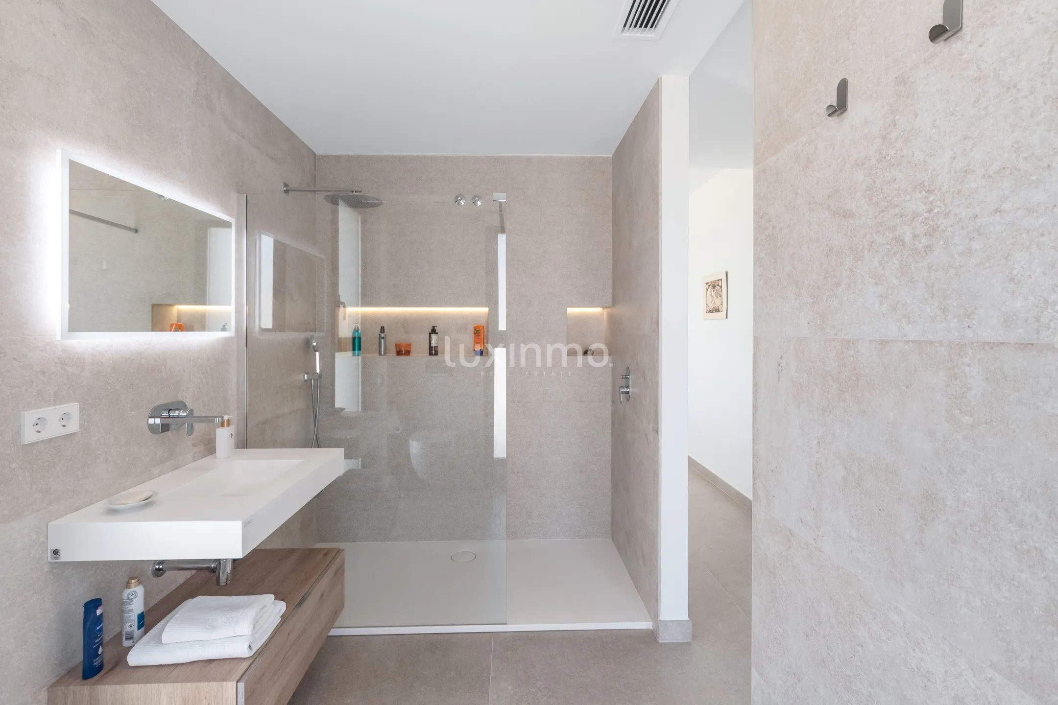 Villa con vistas al mar en alquiler — photo 14