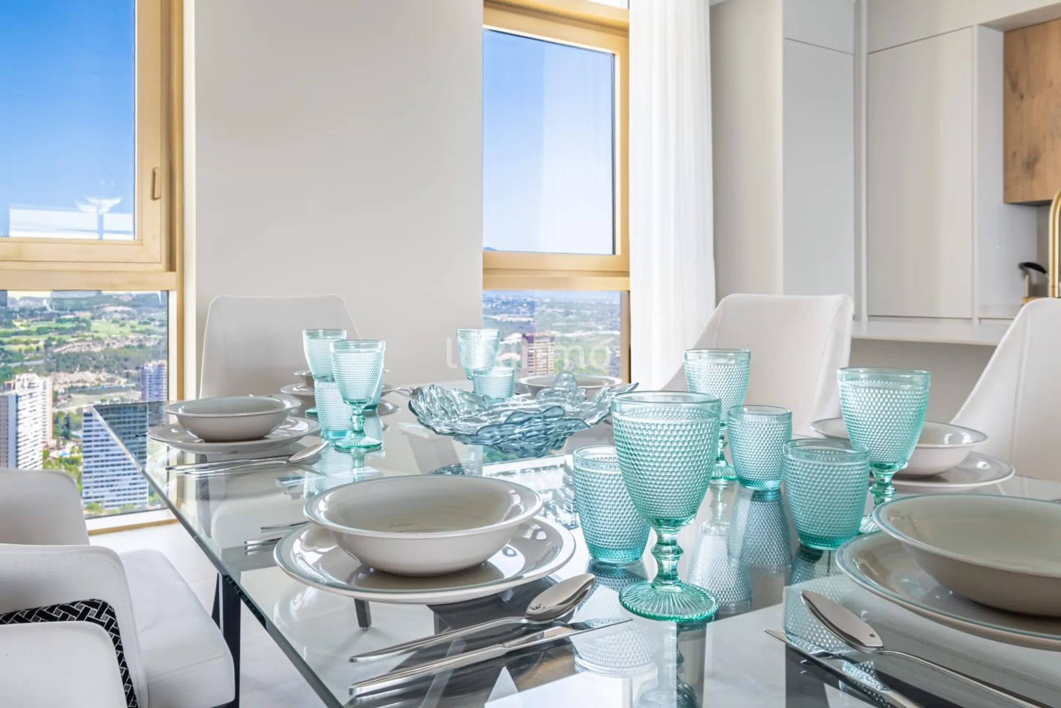 3 Bed Luxury Apartment in West Beach — photo 4
