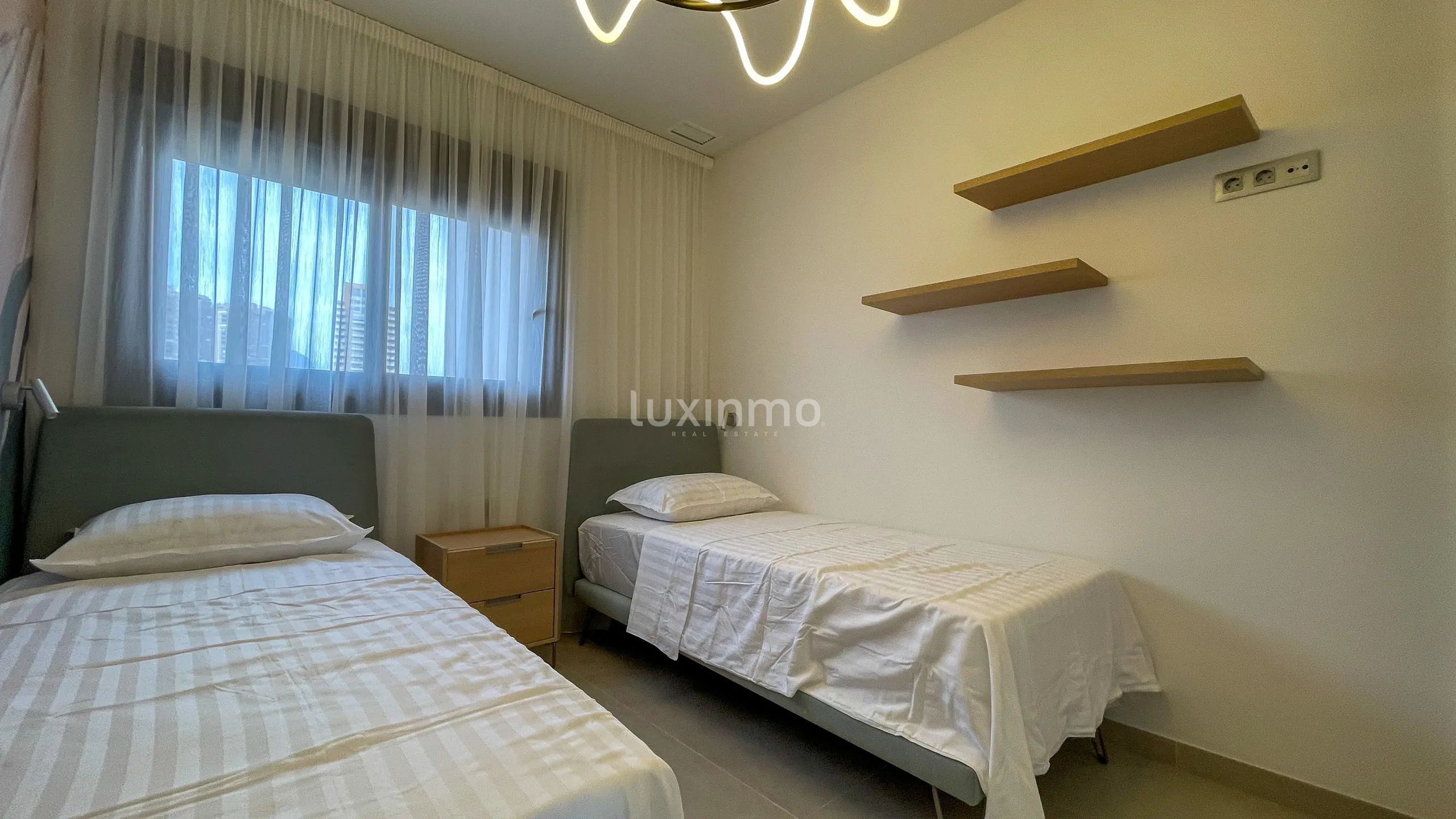 Wohnung in Benidorm zur Langzeitmiete mit Meerblick — photo 18