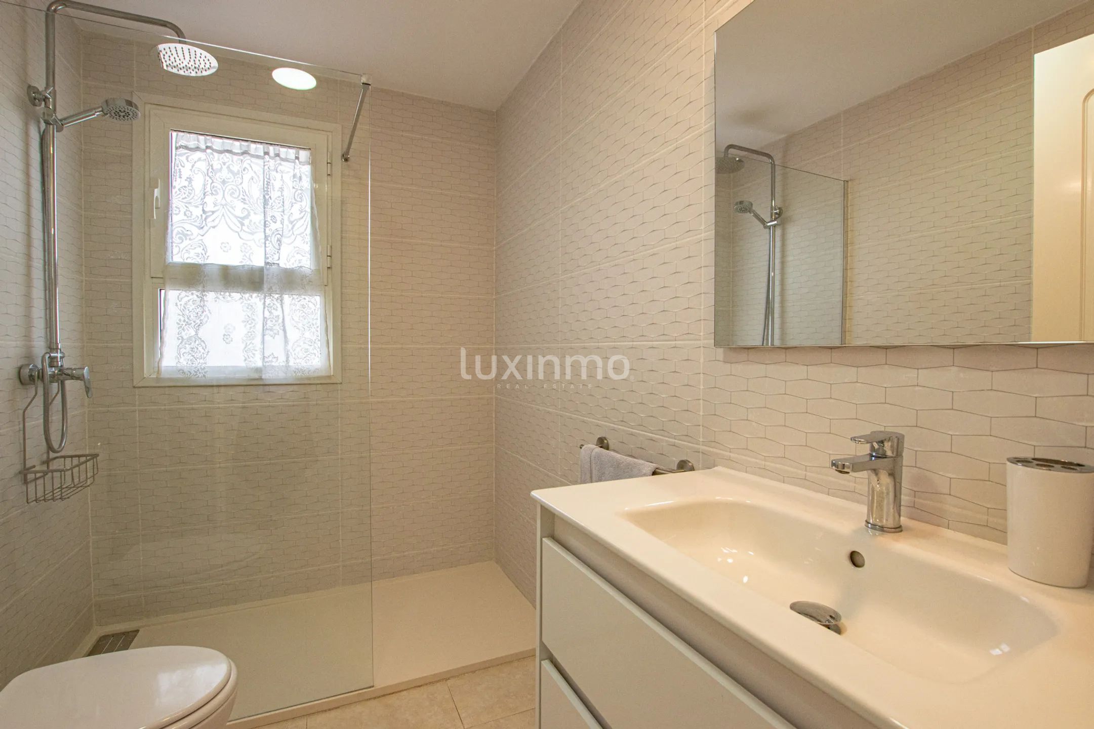 Flat for rent with panoramic sea views in Calpe — photo 12