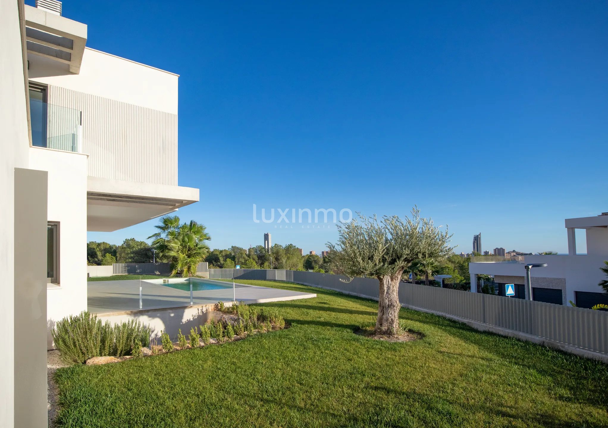 Новый роскошный дом в Урб. Сьерра Кортинa, Финестрат — photo 10