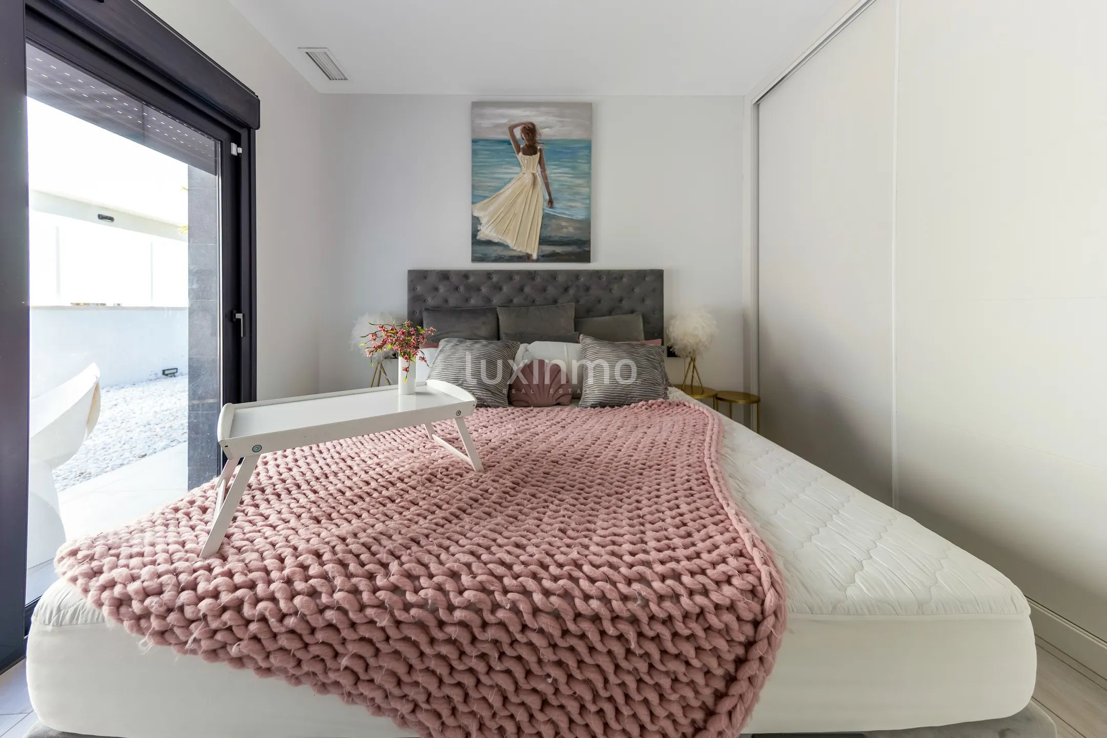 Luxury 3 bed villa with private pool and jacuzzi with sea views in Finestrat for rent — photo 20