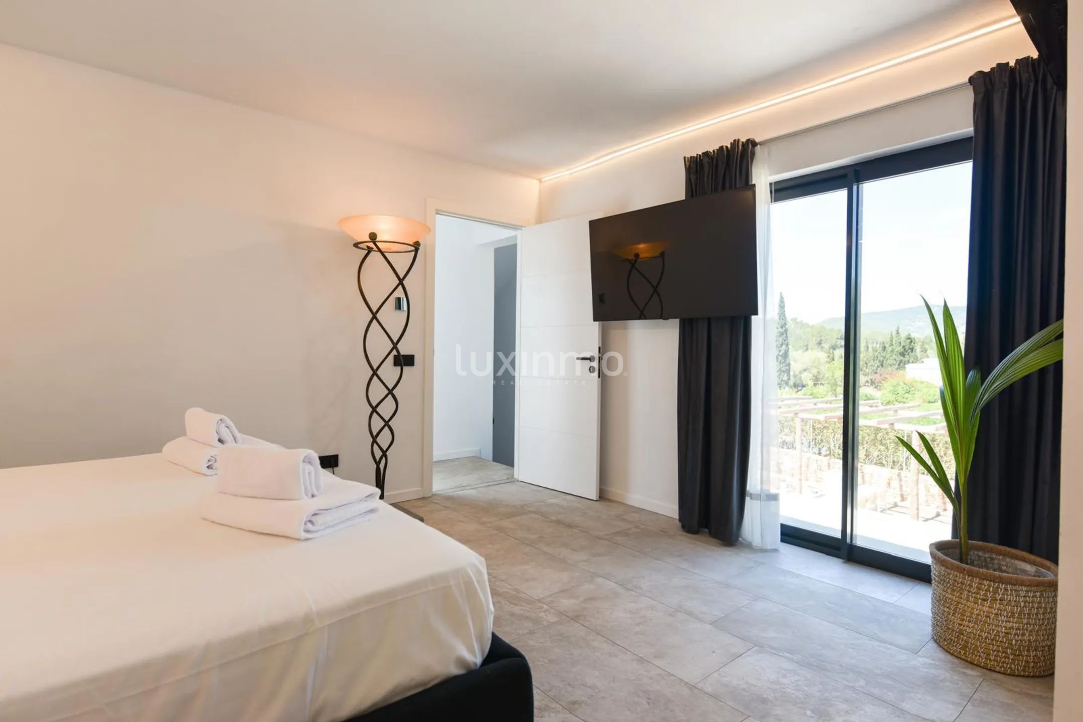 Luxury Long-Term Rental Villa in San José, Ibiza — photo 39